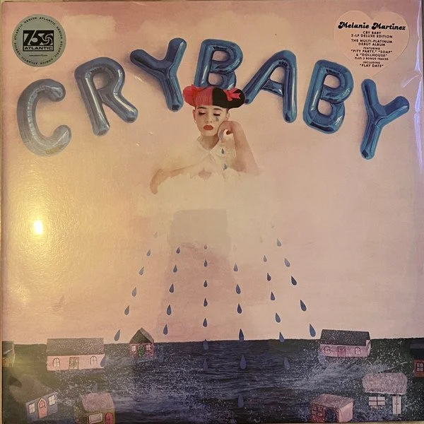 MELANIE MARTÍNEZ - CRY BABY