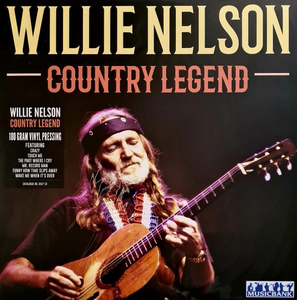 WILLIE NELSON - COUNTRY LEGEND
