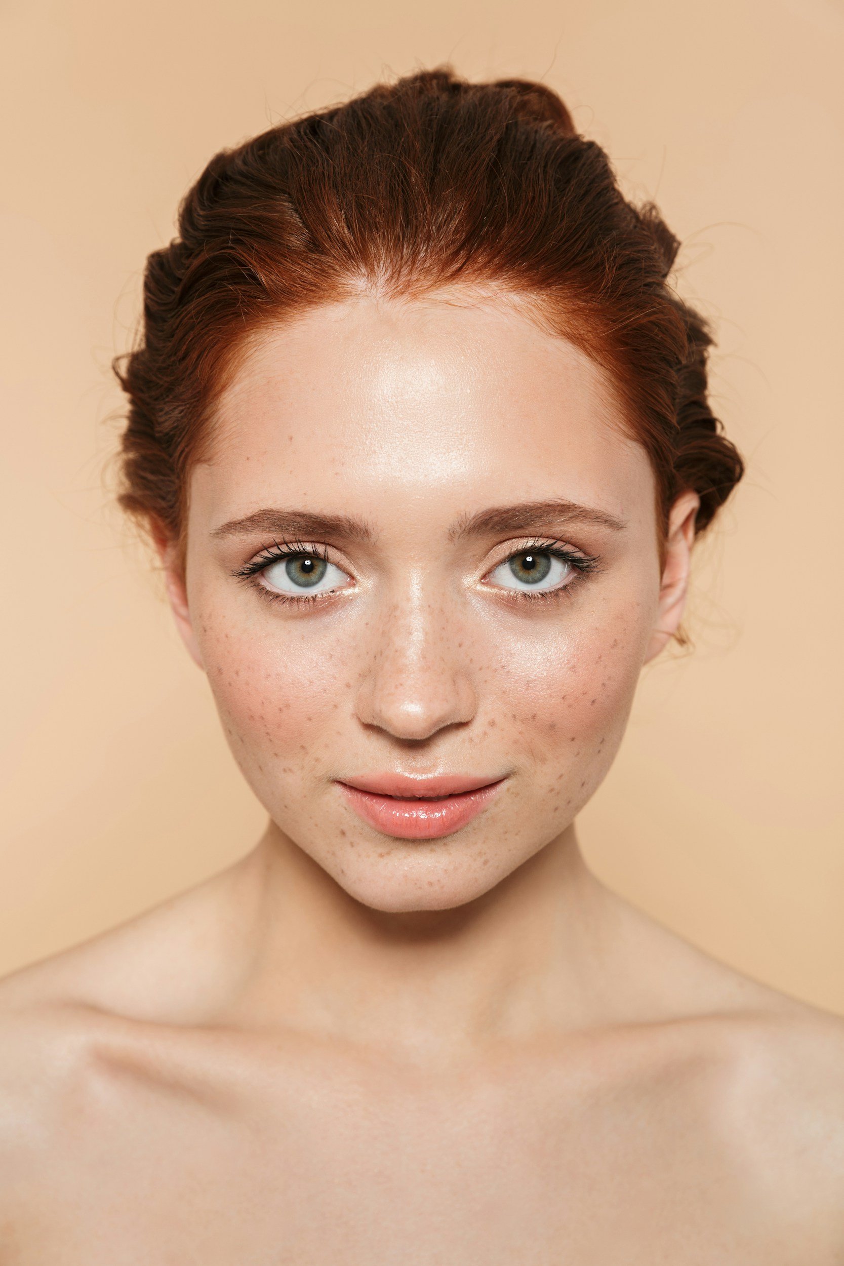 Why Do You Get Acne Around Your Period? The TCM View on Skin and Hormones