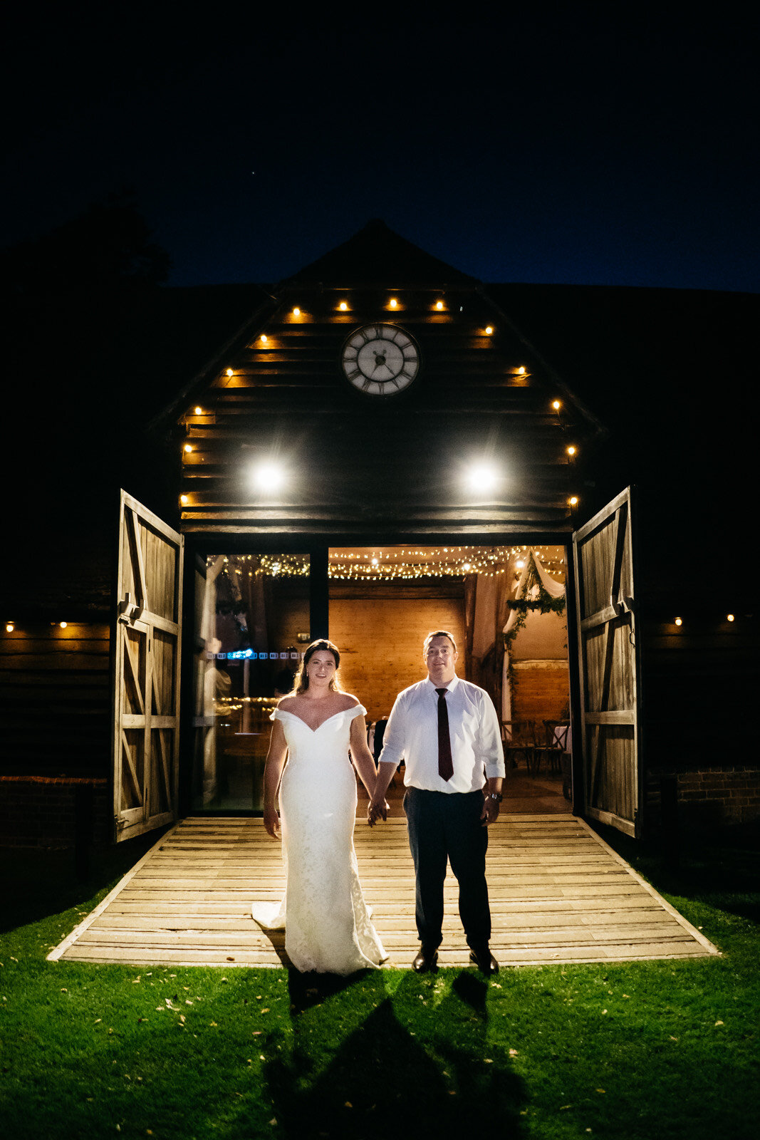 Lains barn wedding photographer-51.jpg