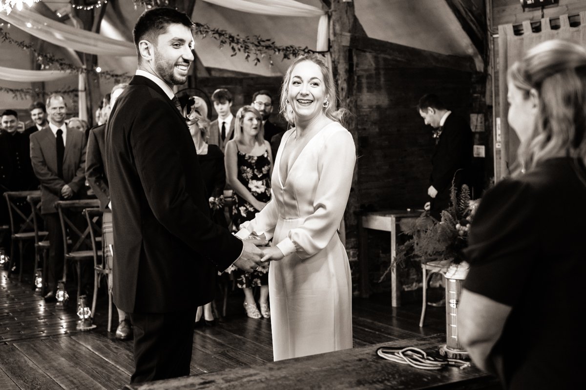 Lains barn wedding b&w-13.jpg