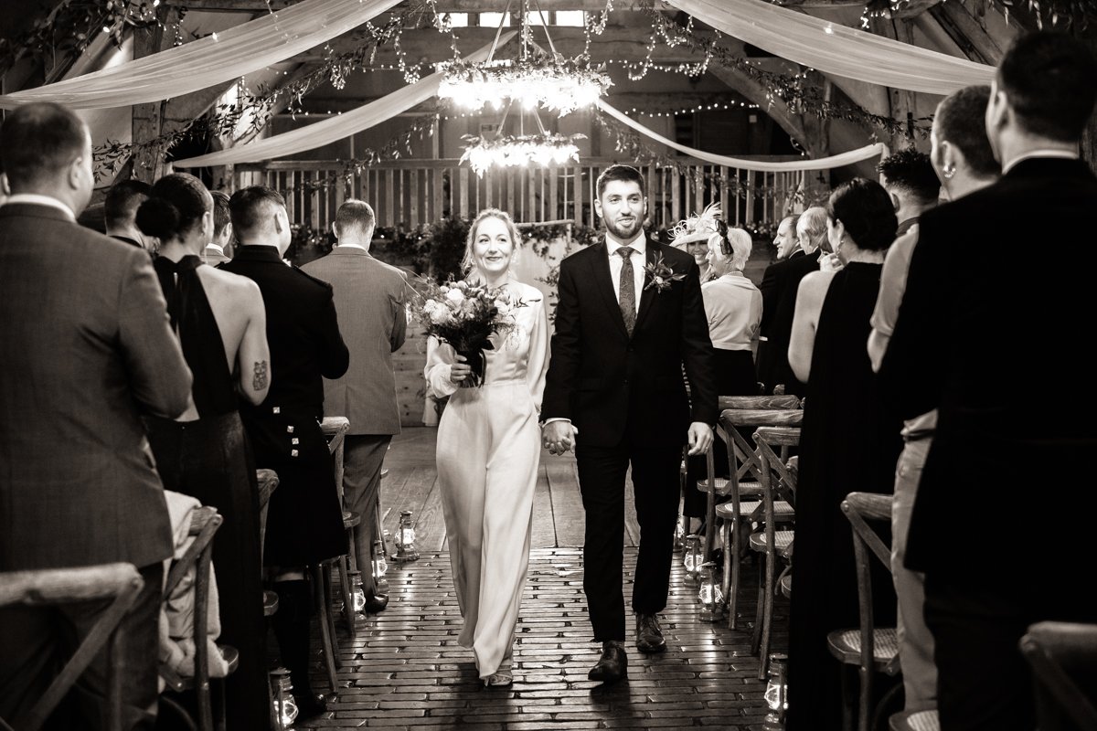 Lains barn wedding b&w-21.jpg