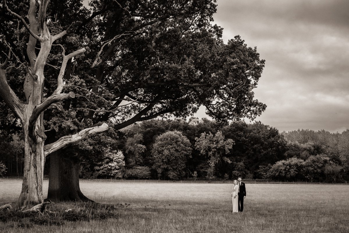 Lains barn wedding b&w-40.jpg