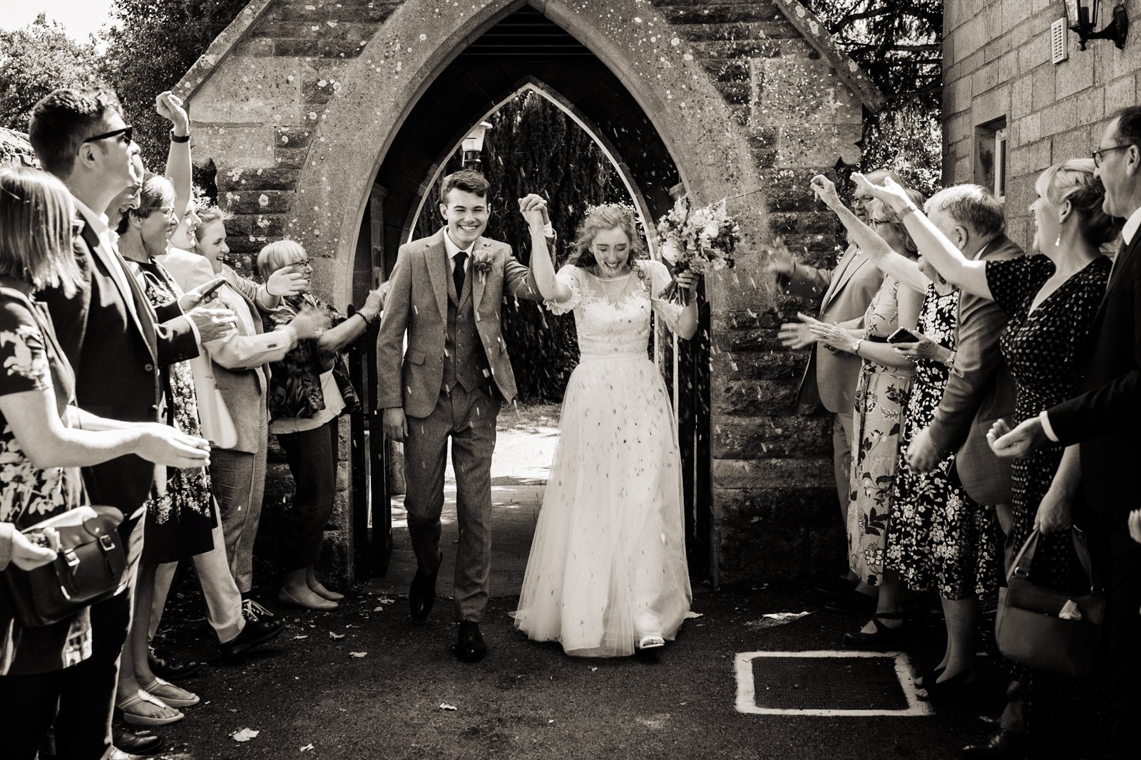 oxleaze barn wedding-36.jpg