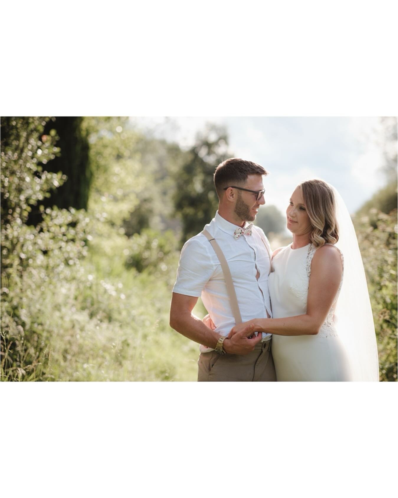 Haven&rsquo;t posted on here for a while as I&rsquo;ve been away on a quick holiday before the wedding season goes completely nuts!
But here is a quick post of K&amp;J #wedding at the lovely @theoldmillaldermaston_ 

#oldmillaldermaston #theoldmillal