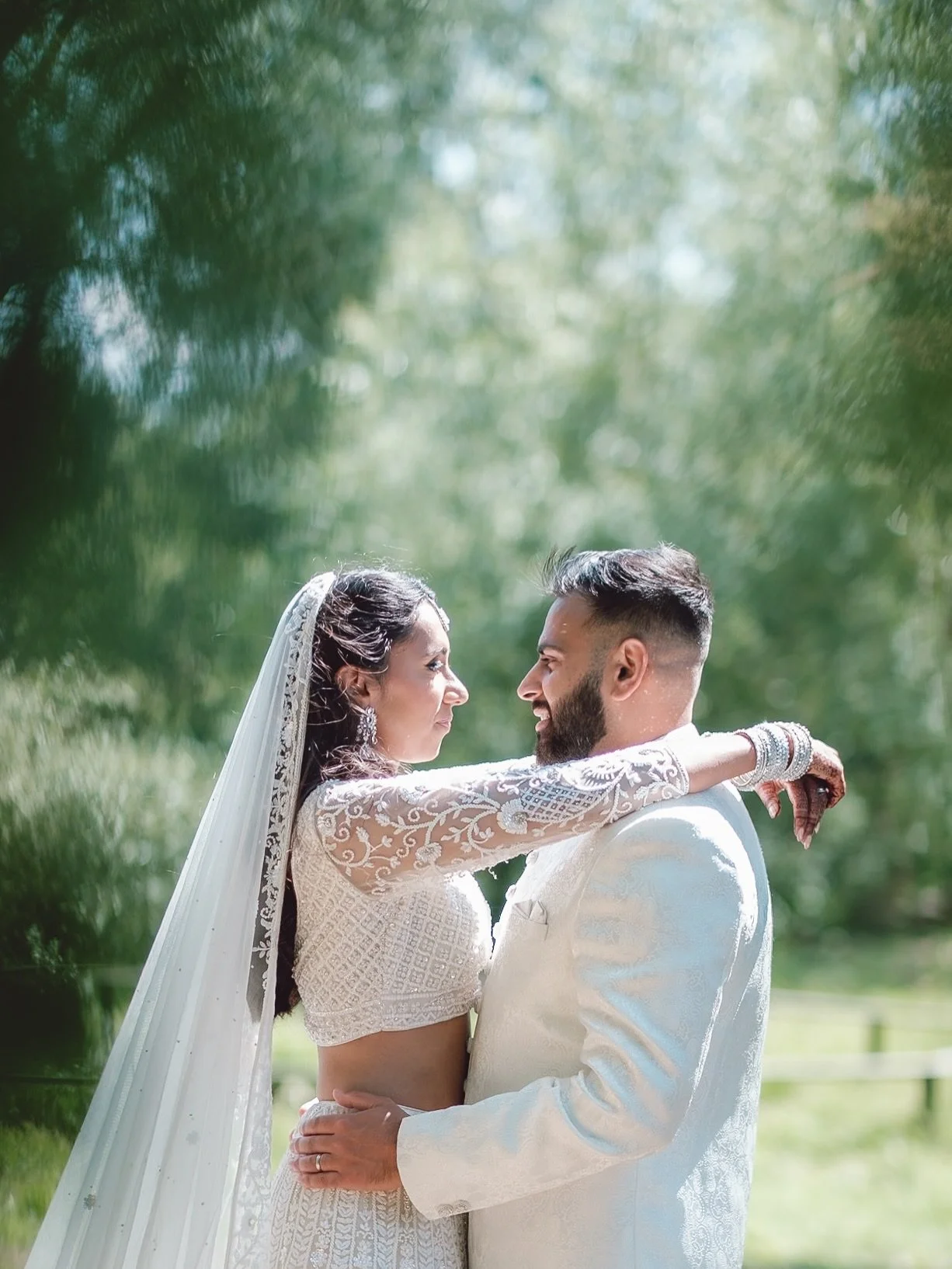 Gorgeous wedding from earlier in the year at the @thechestertonhotel Bicester. 

@dalestephensphotography @two.hats.photography.film #chestertonhotelwedding #wedding #oxfordshireweddingphotographer #oxfordshireweddingvenue #oxfordweddingphotographer 
