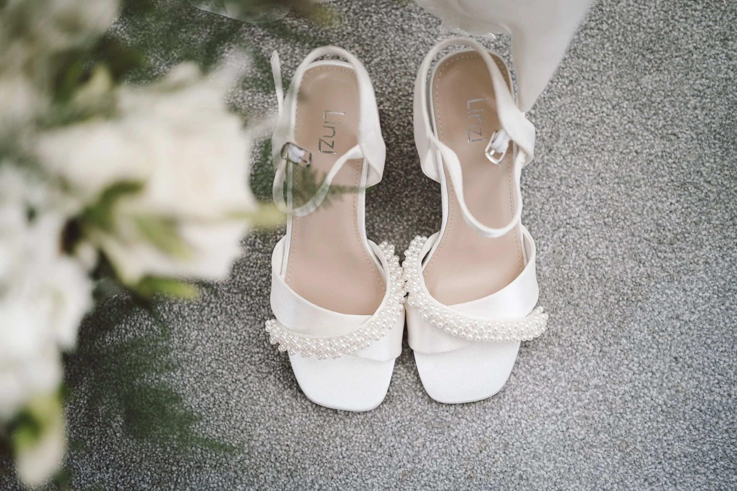 Lains Barn wedding-3.jpg