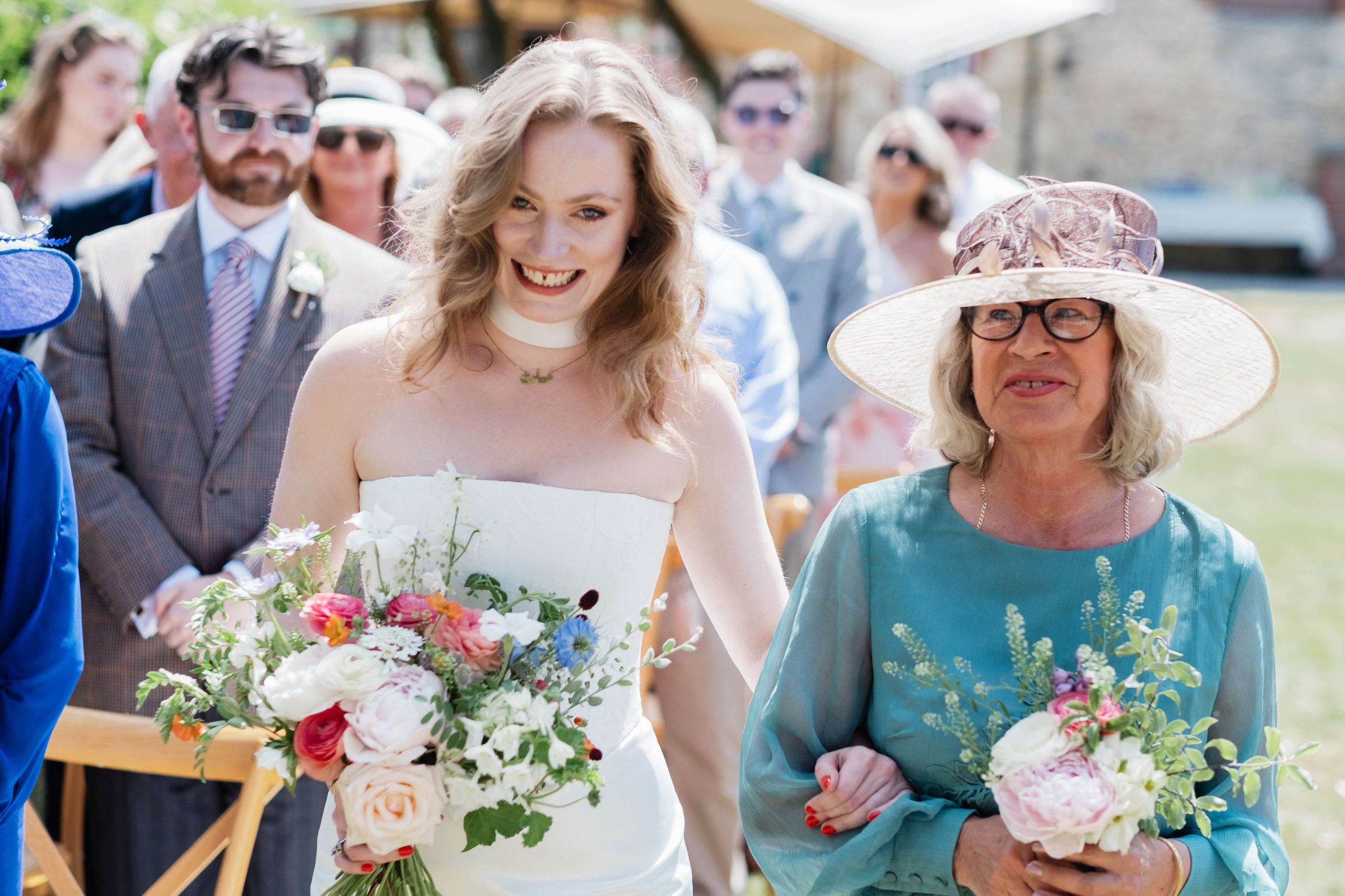 The trout at tadpole bridge wedding-15.jpg