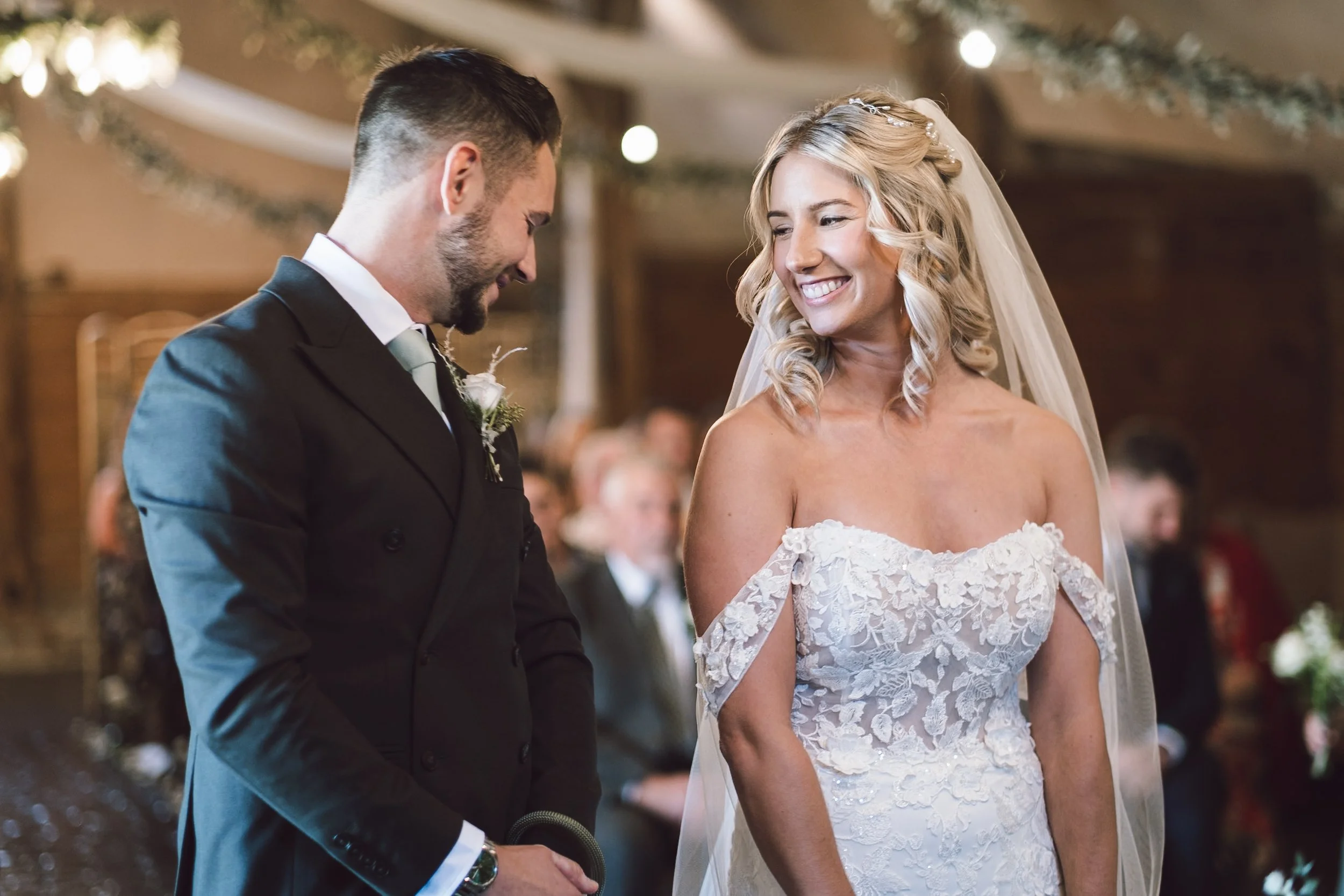 Lains Barn wedding-25.jpg