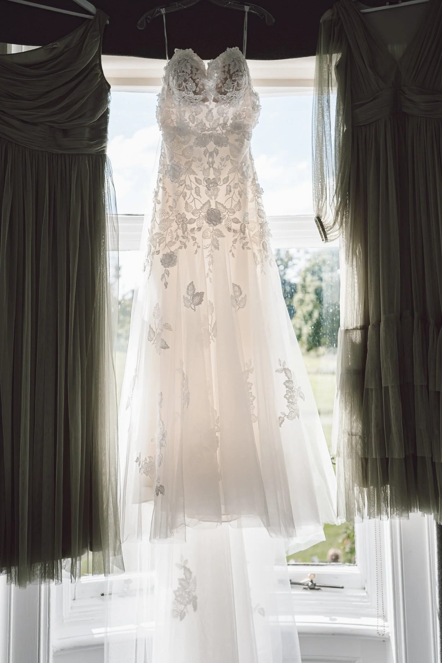 Lains Barn wedding-2.jpg