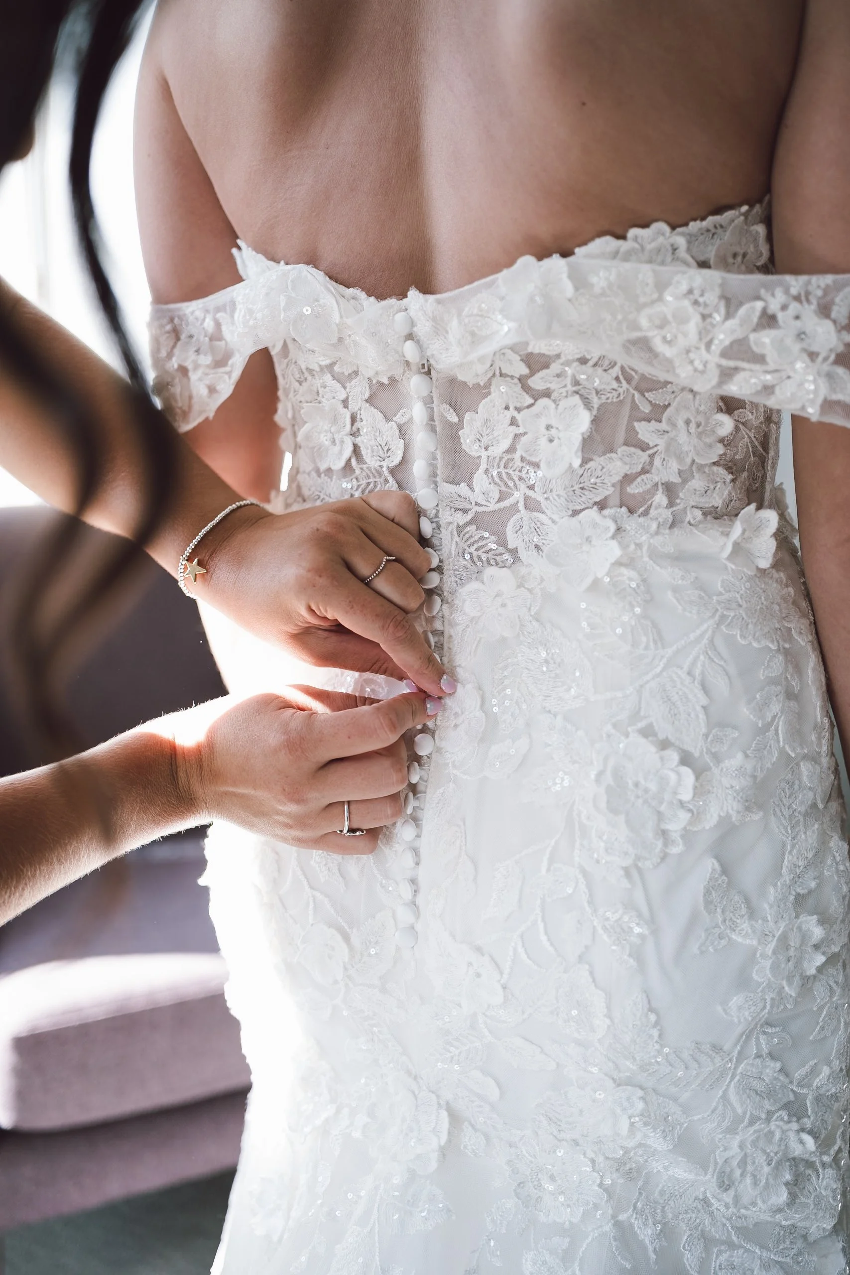 Lains Barn wedding-7.jpg