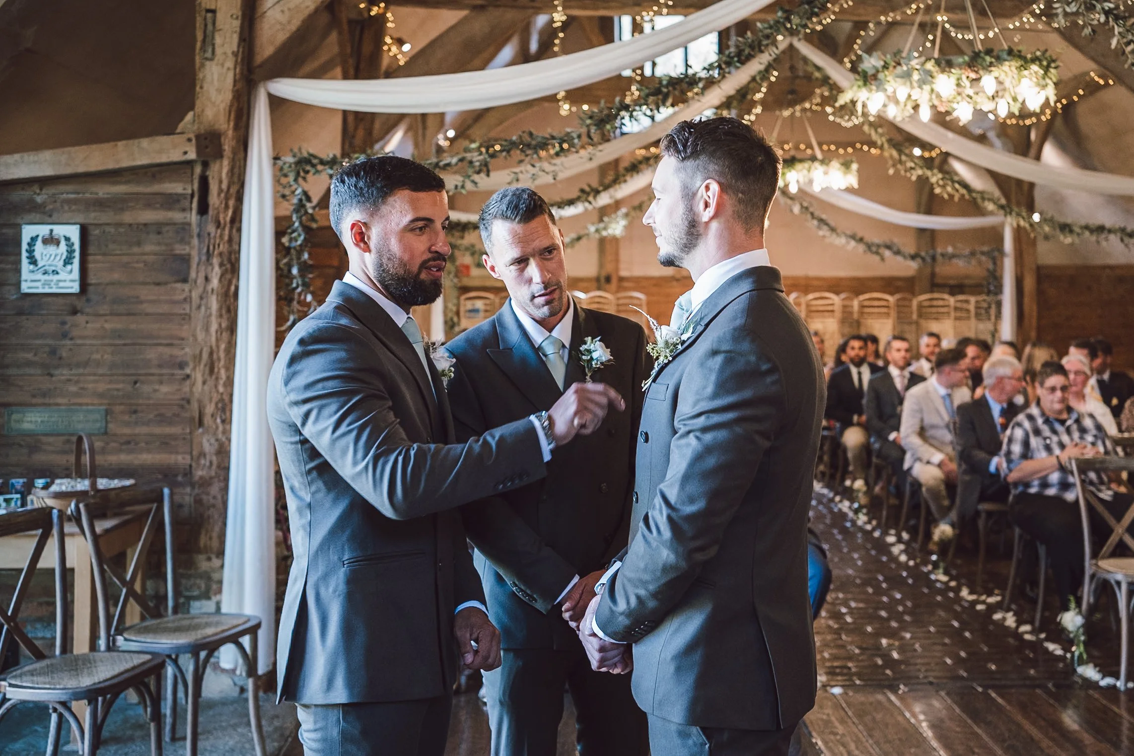 Lains Barn wedding-20.jpg