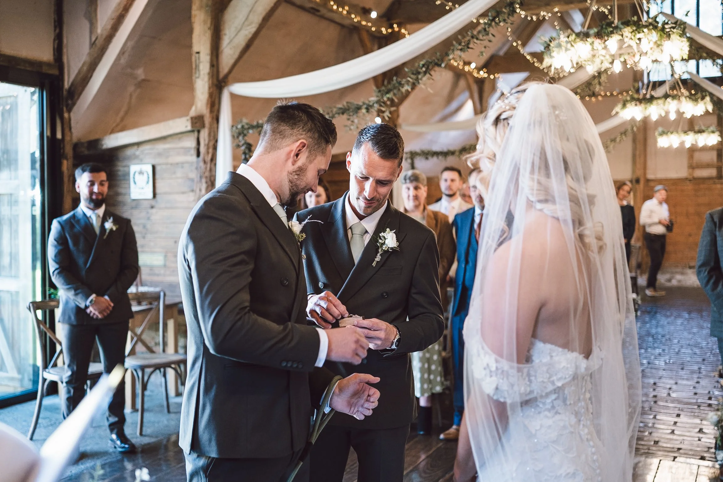 Lains Barn wedding-27.jpg