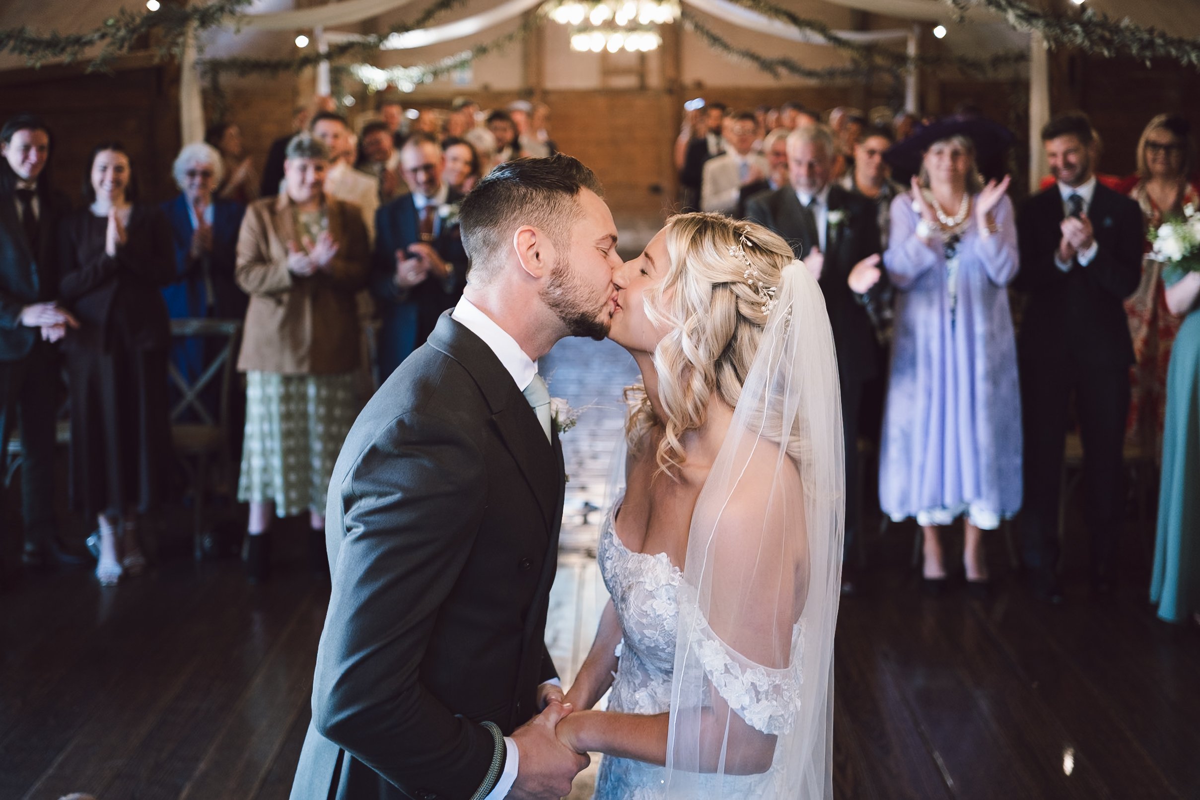 Lains Barn wedding-30.jpg