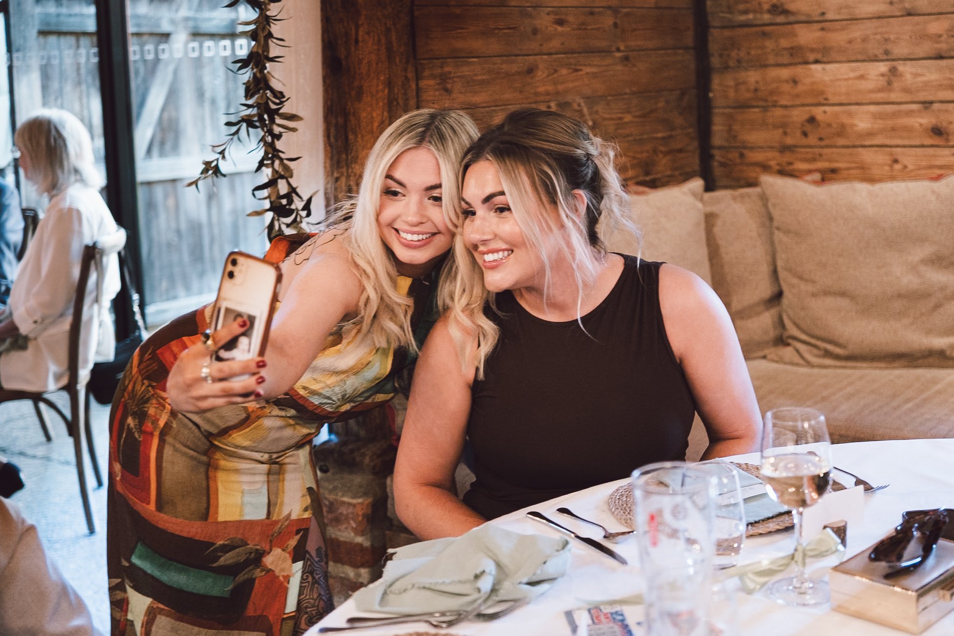 Lains Barn wedding-56.jpg