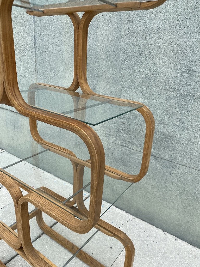 MID CENTURY BENTWOOD AND GLASS ETAGERE BY PLYCRAFT