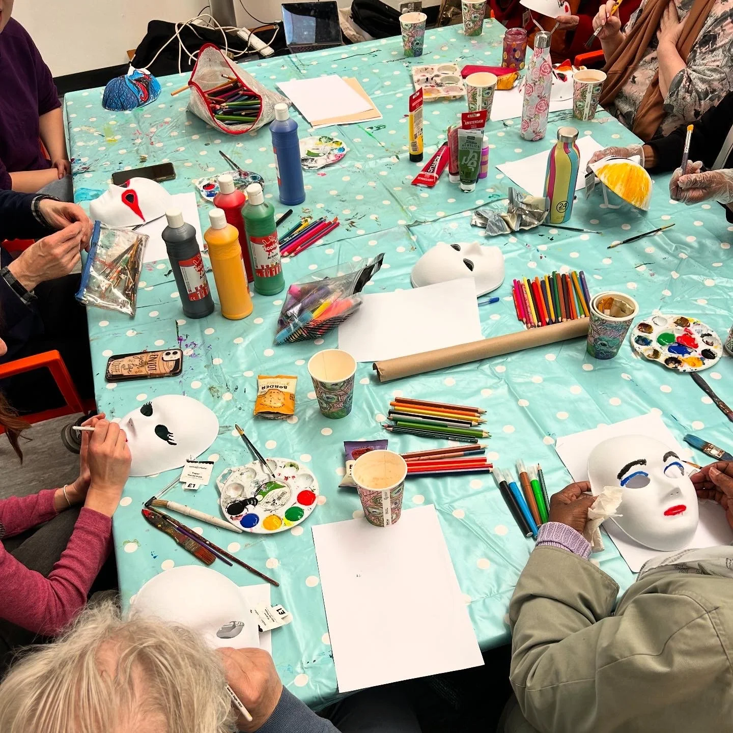Senses of Her (她感) — Meet Me at the Albany:

Closed workshop for older adults day care group, followed by film screening. Led by FJ. Deptford, 2025
