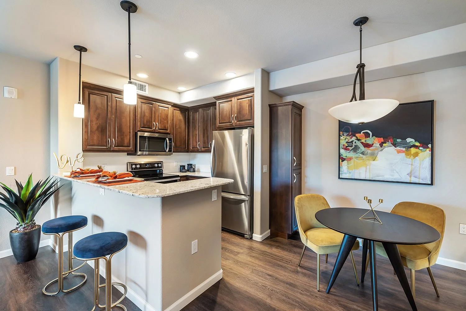 4627 Thomas Lake Harris unit 223-022.jpg