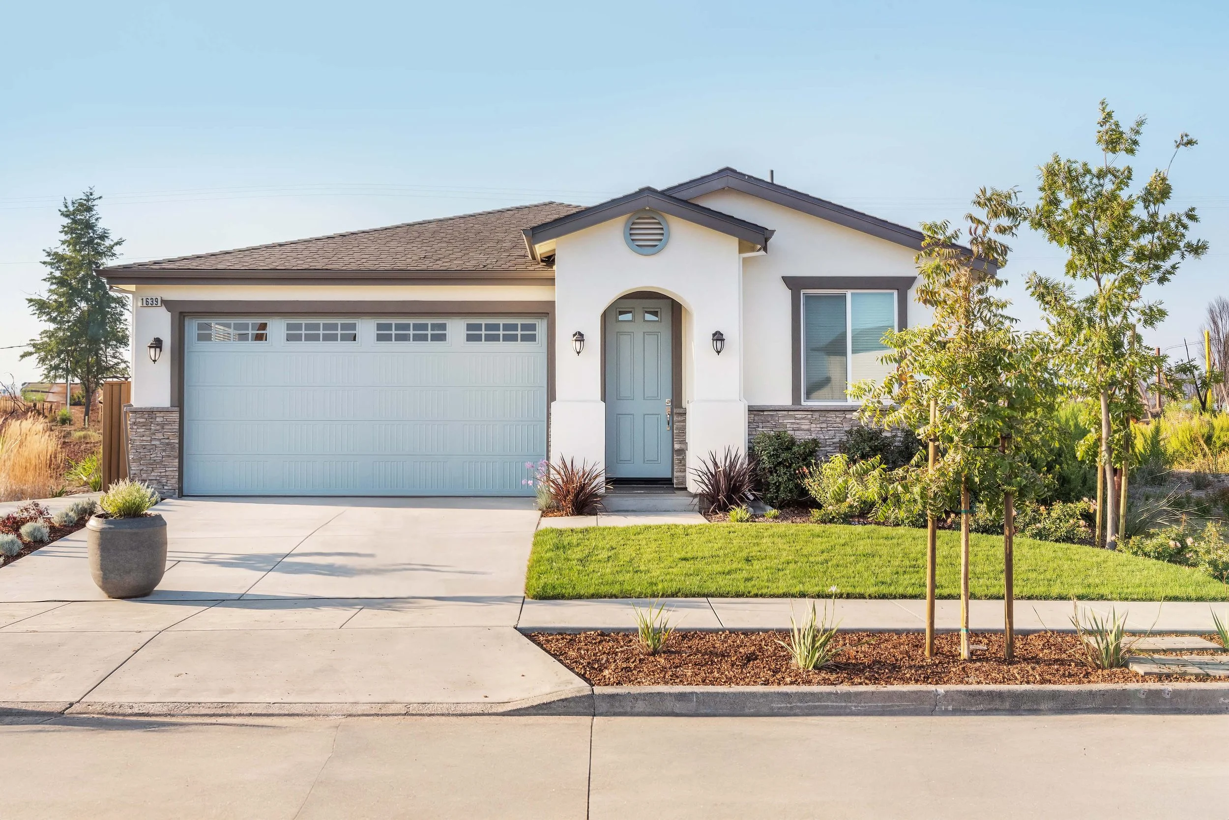 1639 Nina Ct Santa Rosa--001-web.jpg