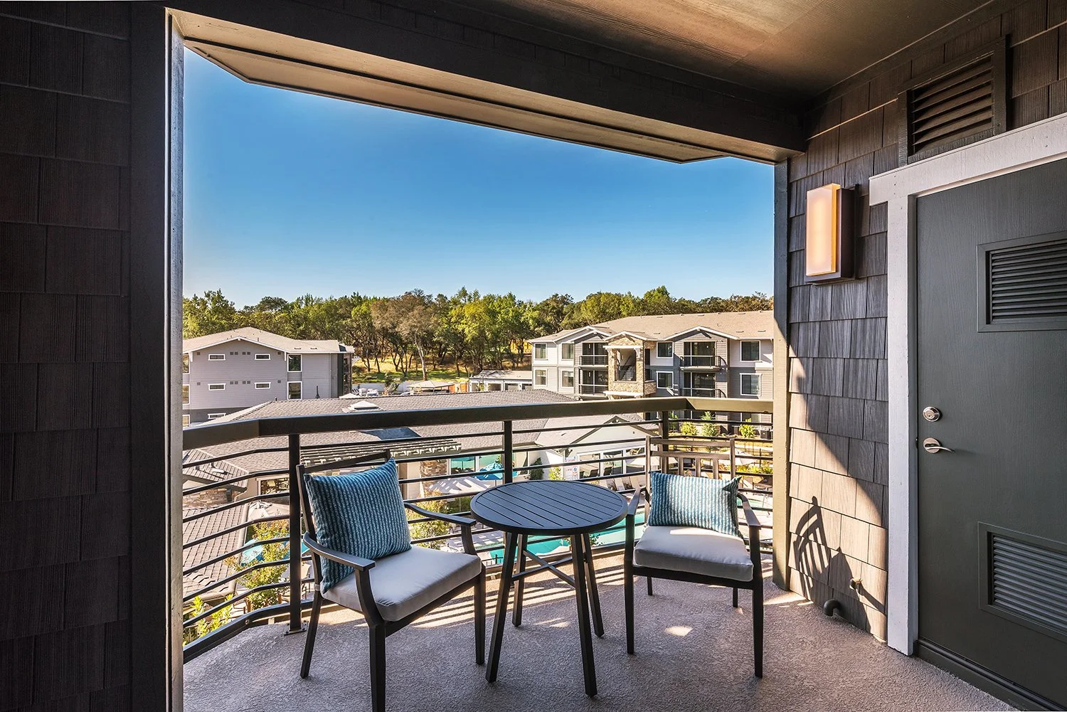4627 Thomas Lake Harris unit 223-013.jpg