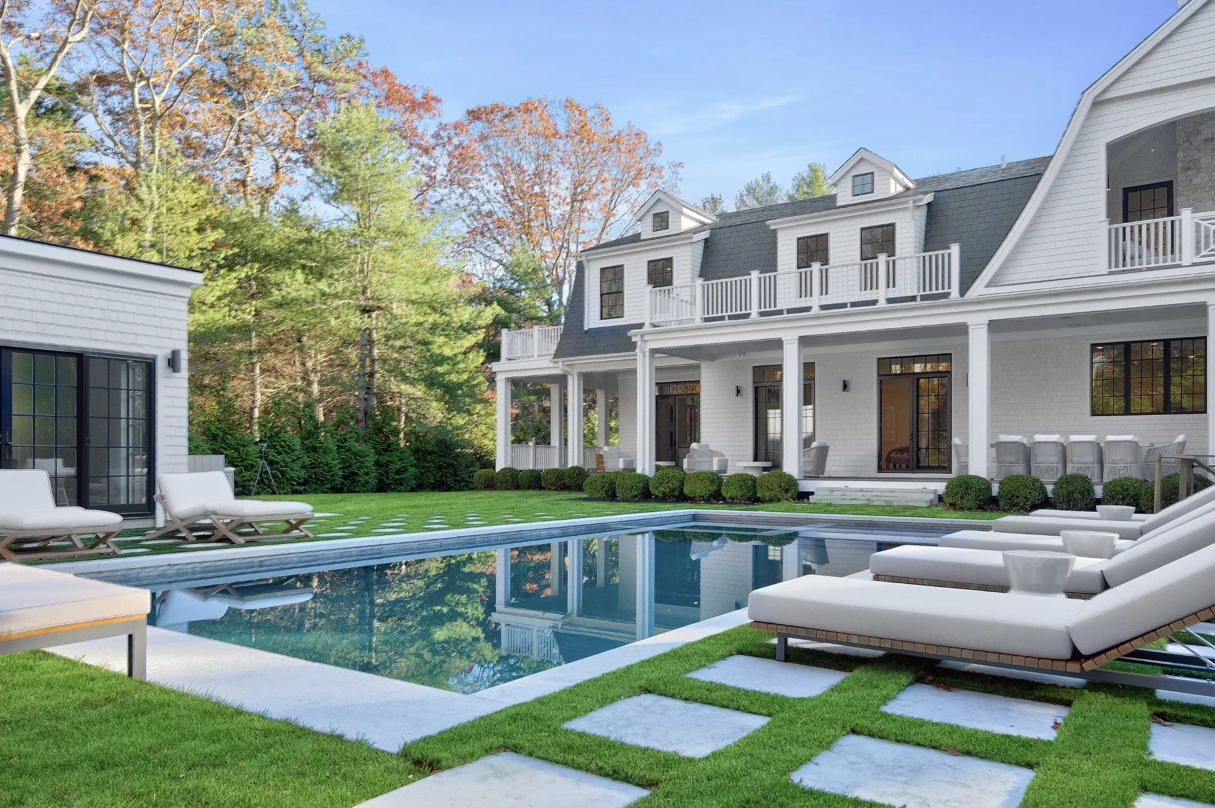73 Wainscott_Out East_06.jpg