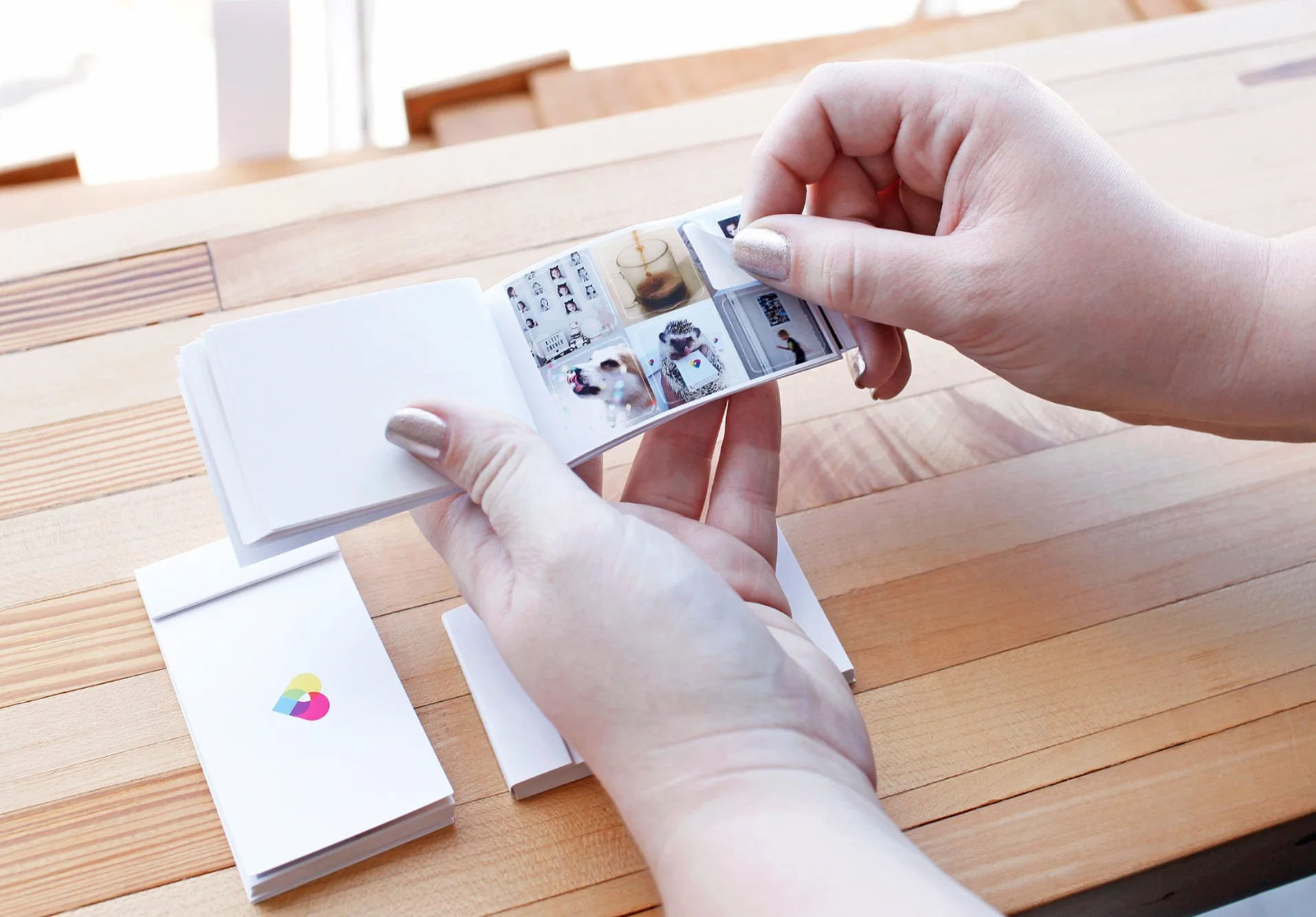 mini-photo-stickers-2.jpg