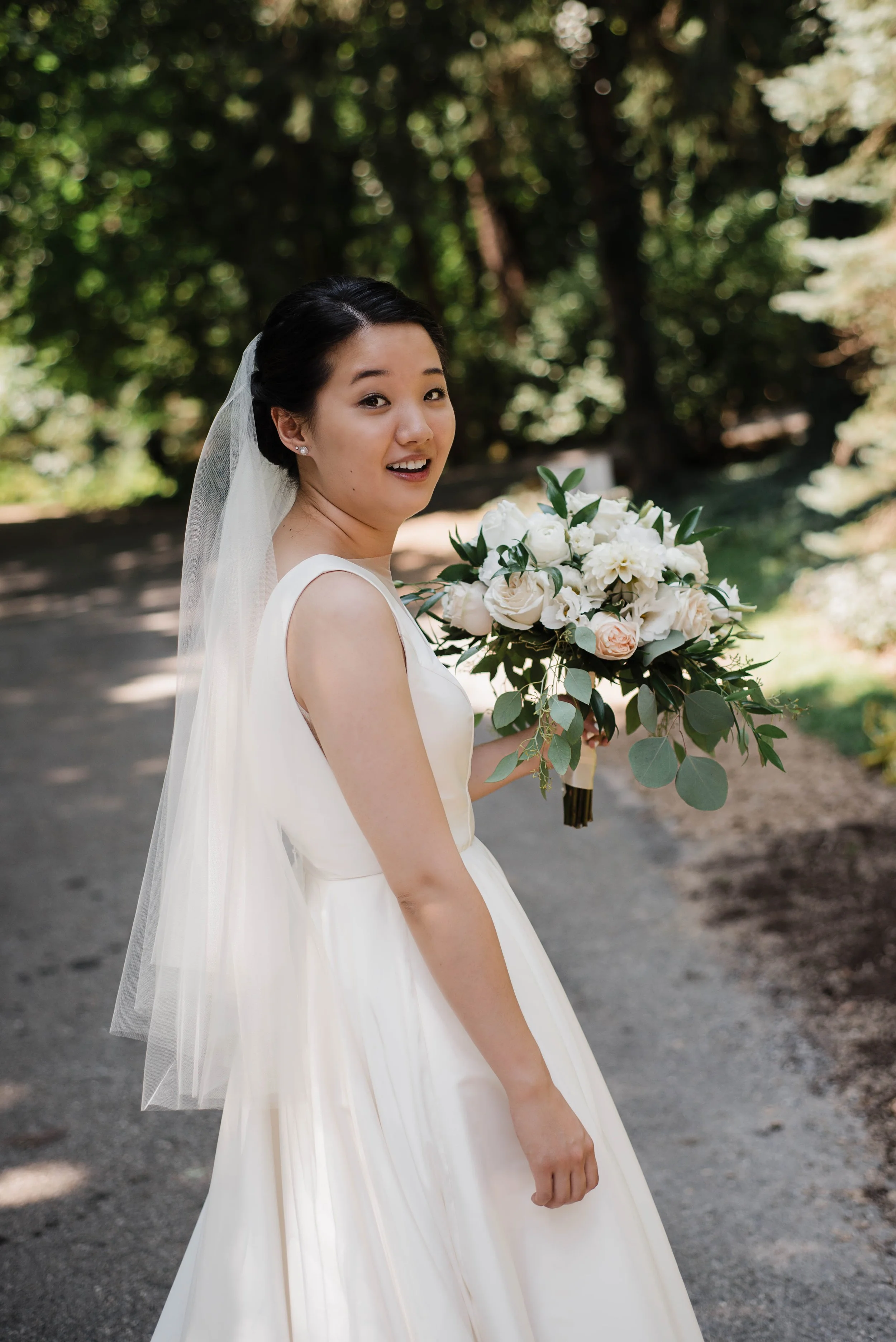 Bride, wedding at the Hyeholde
