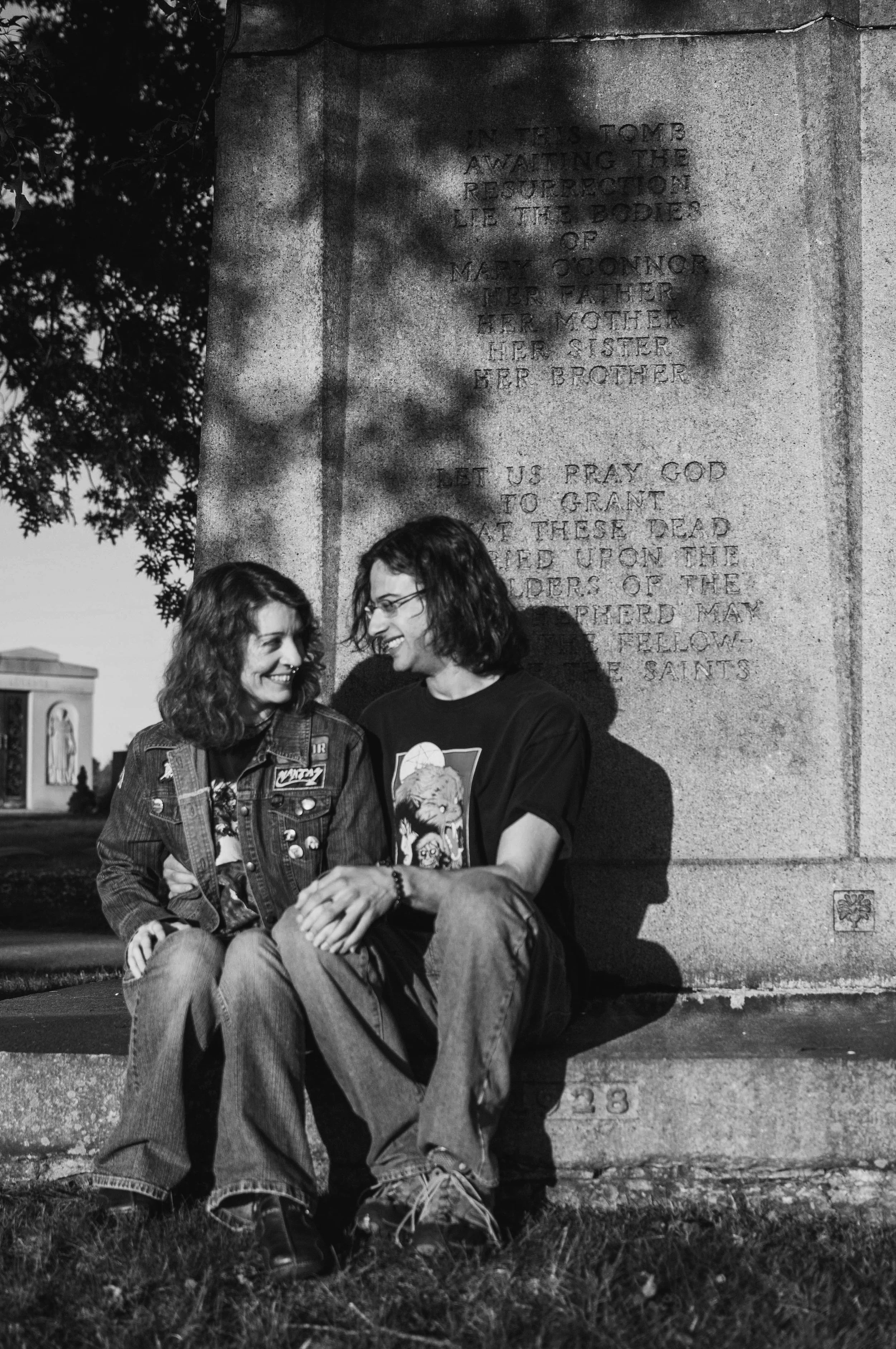 engagement session for punks at the graveyard