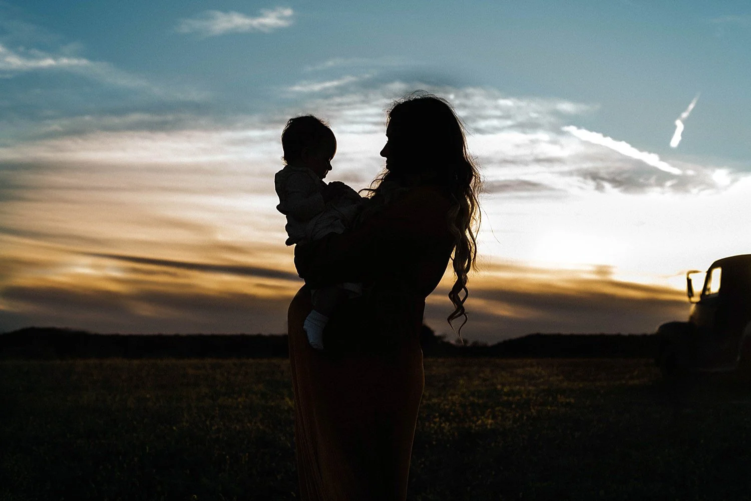 family portraits in the fall, mini sessions 2025, near Brownsville, PA