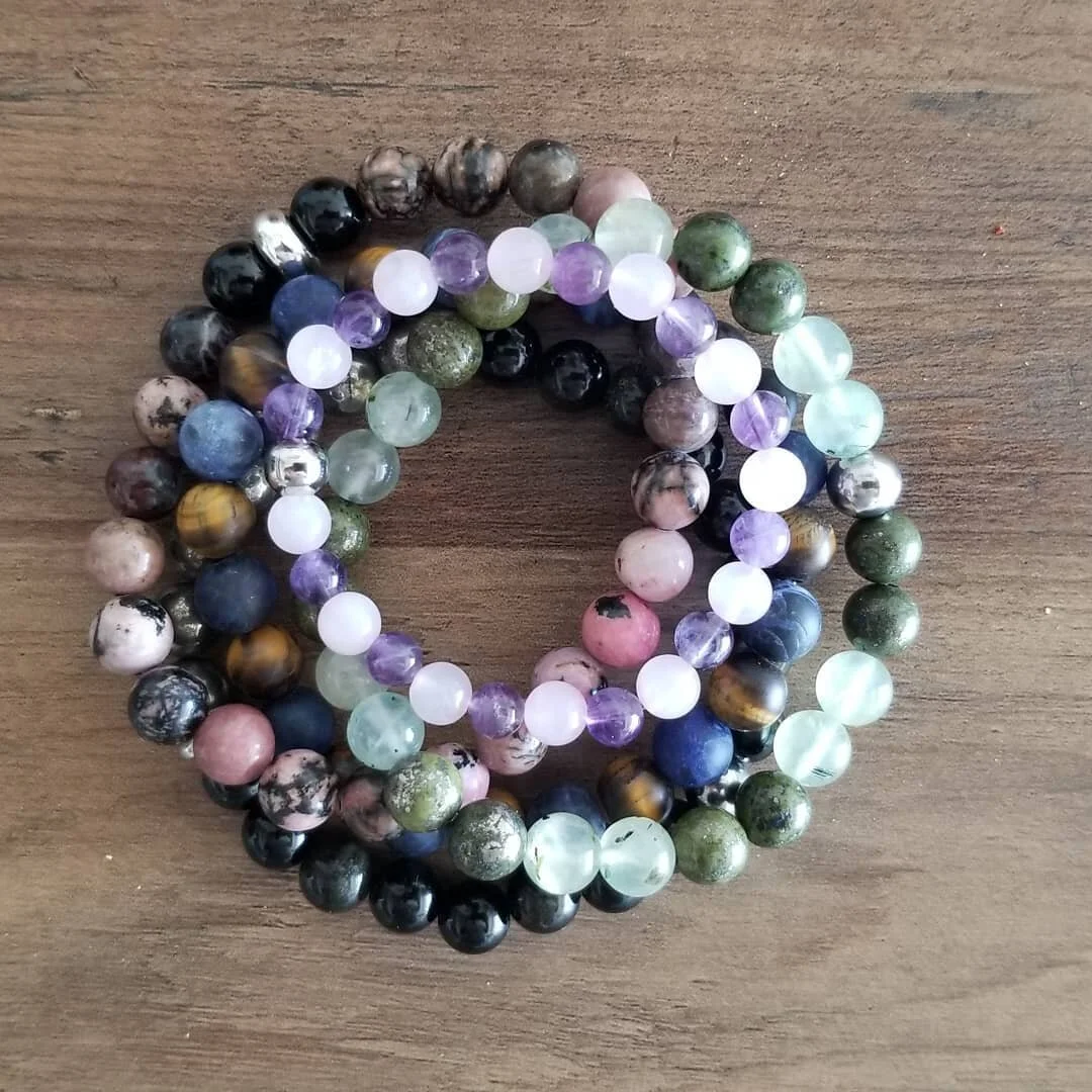 #Family stack! It's always a pleasure to hear stories about the people you care about. The conversations are full of uplifting vibez.

A client wanted a personal piece for each member of the family, and I'm grateful that they're choosing us as an exp