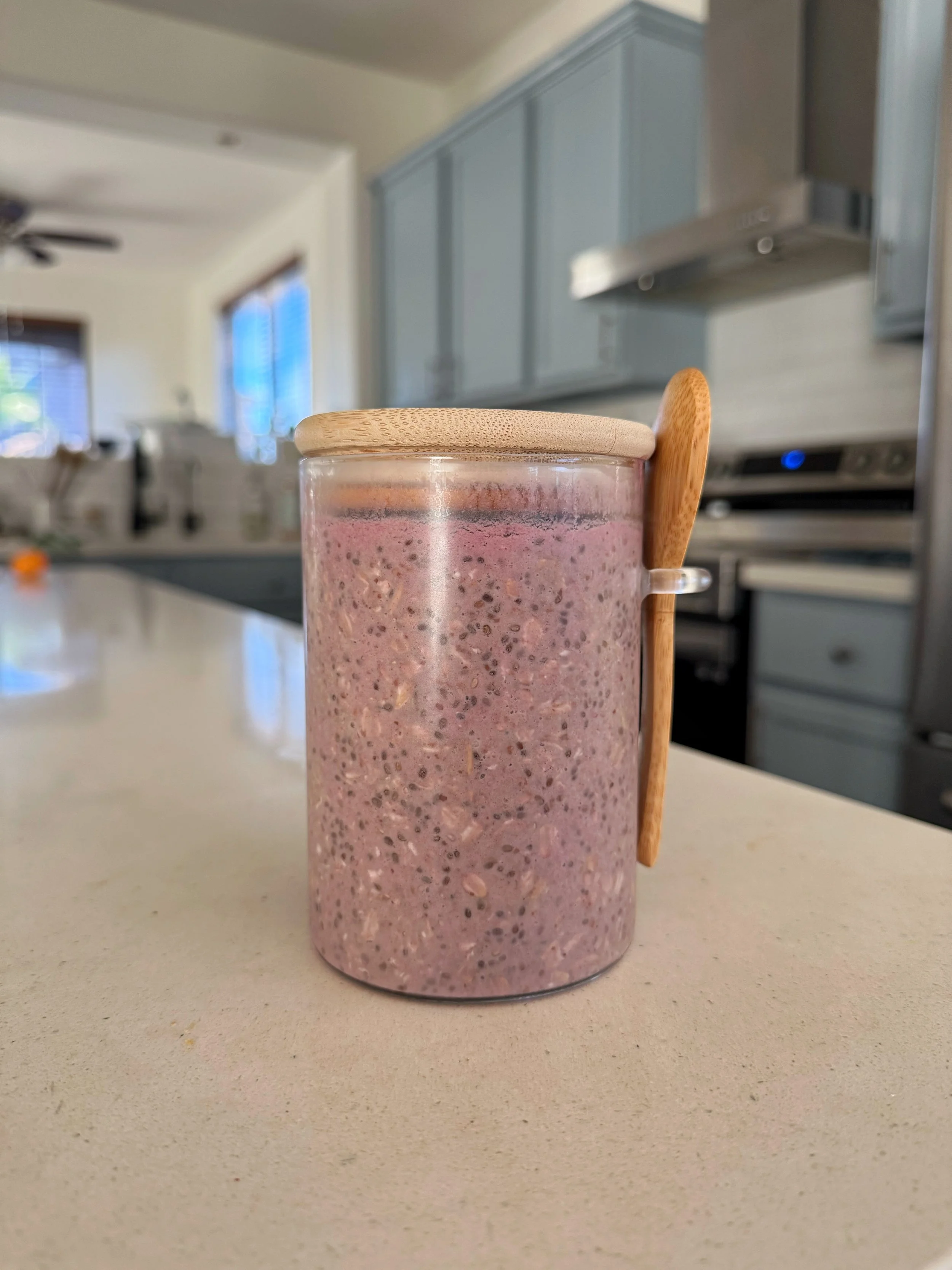 Overnight Raspberry Chia Oats