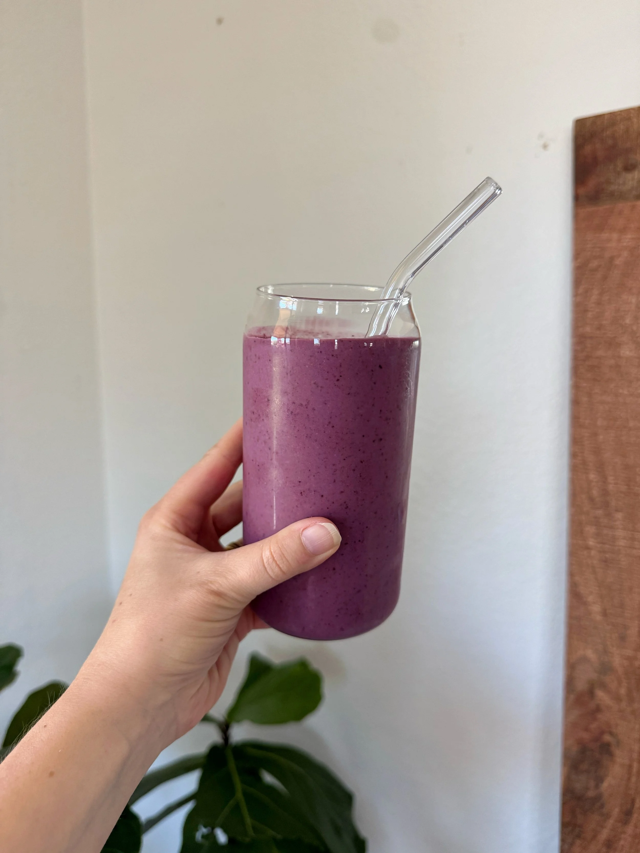 Mixed Berry Glow Smoothie