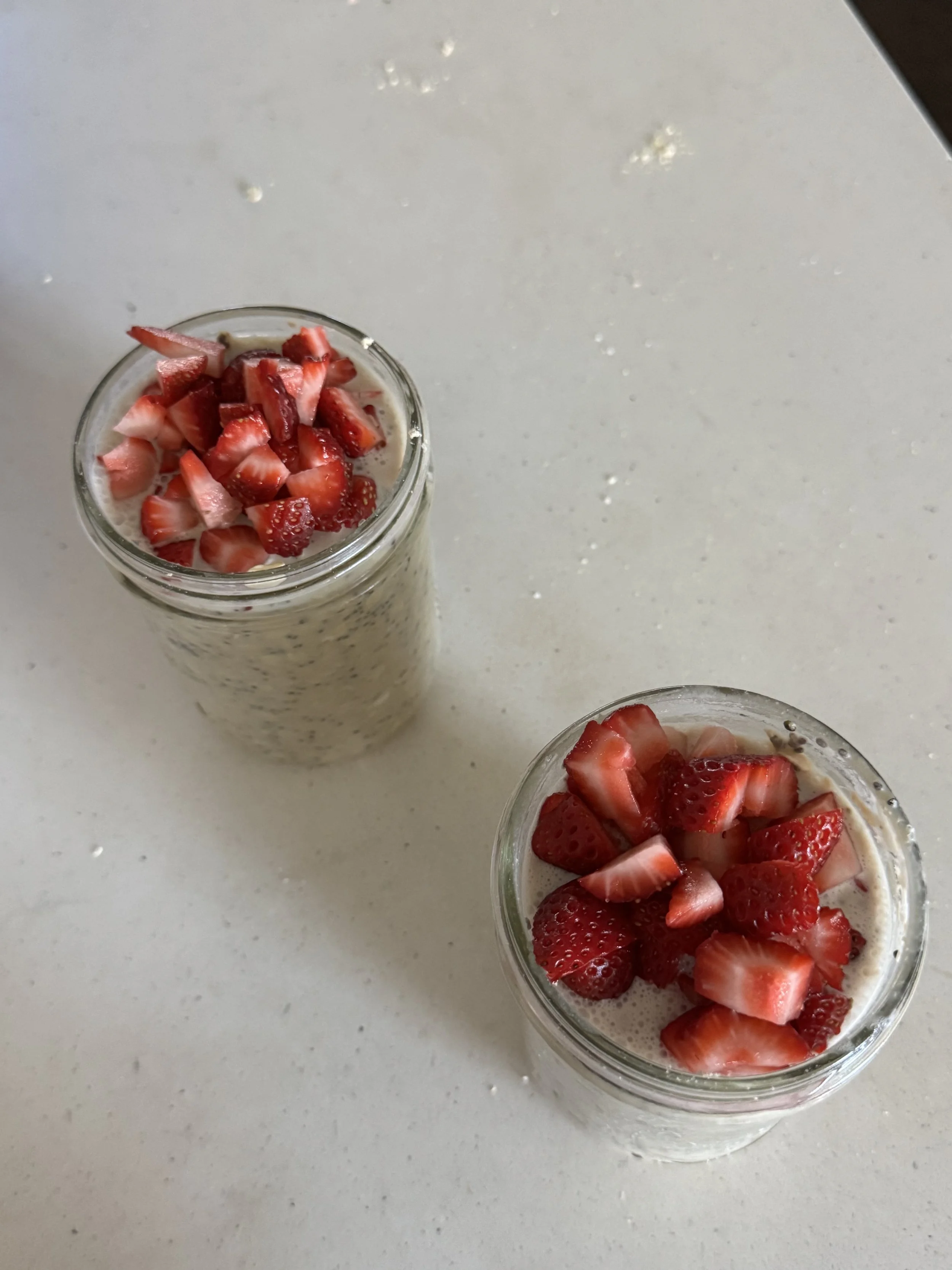 Strawberry Cheesecake Overnight Oats