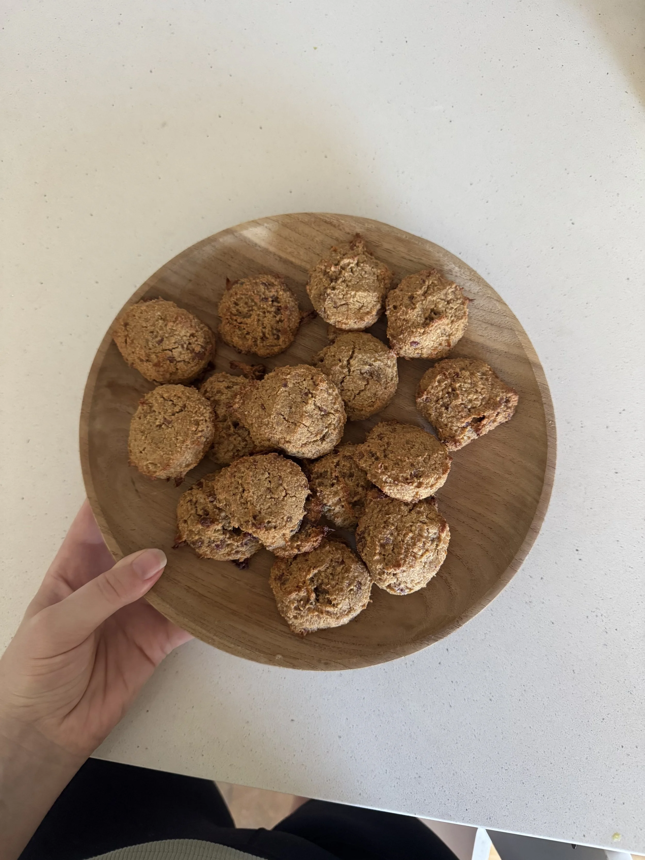 Almond Flour Date Cookies