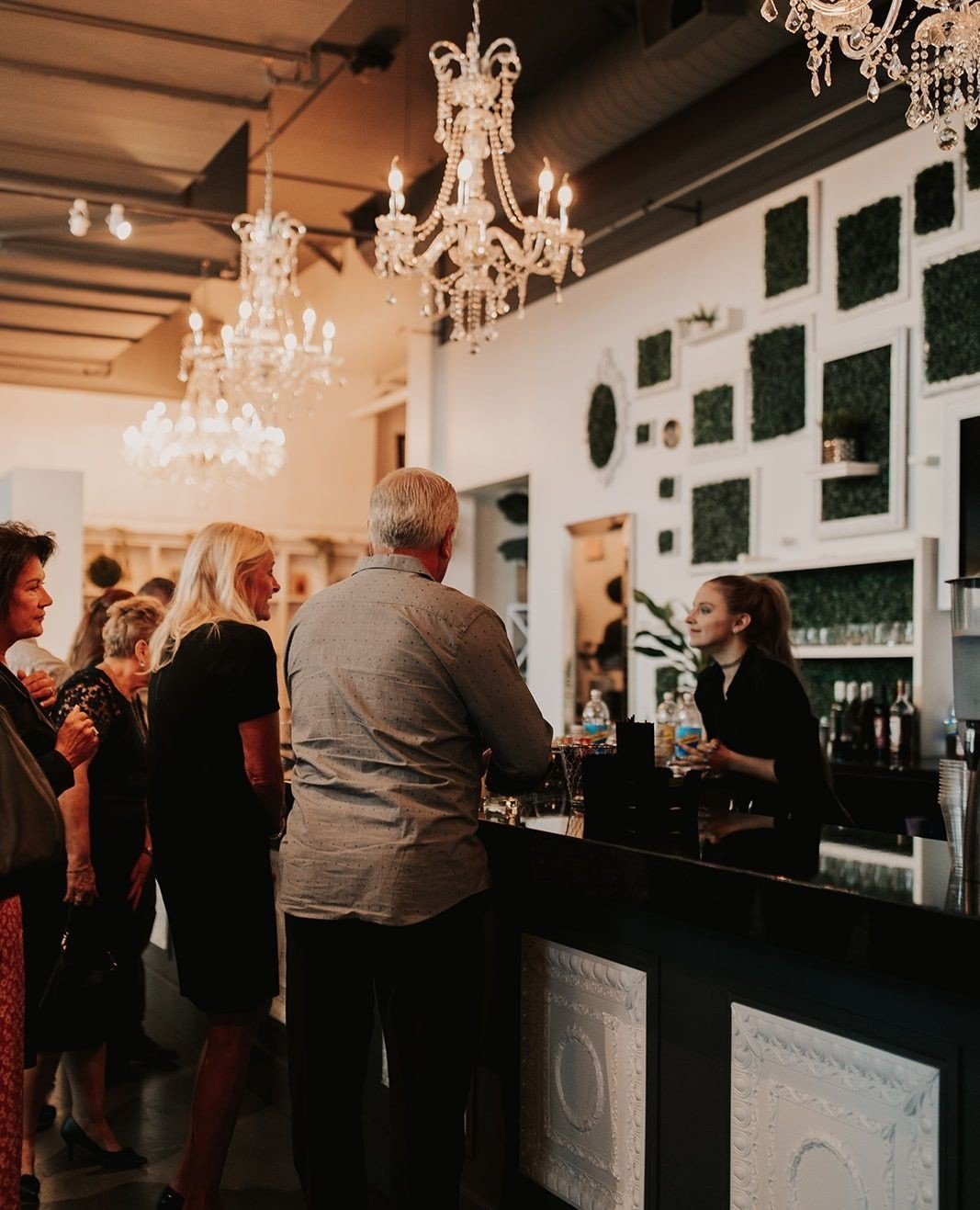 At the Garden Room, every hour is happy hour 🍸️⁠
⁠
Discover the possibilities of your event at our venue when you schedule a tour with one of our Expert Event Managers today.✨⁠
⁠
Photography | @megslatterphoto