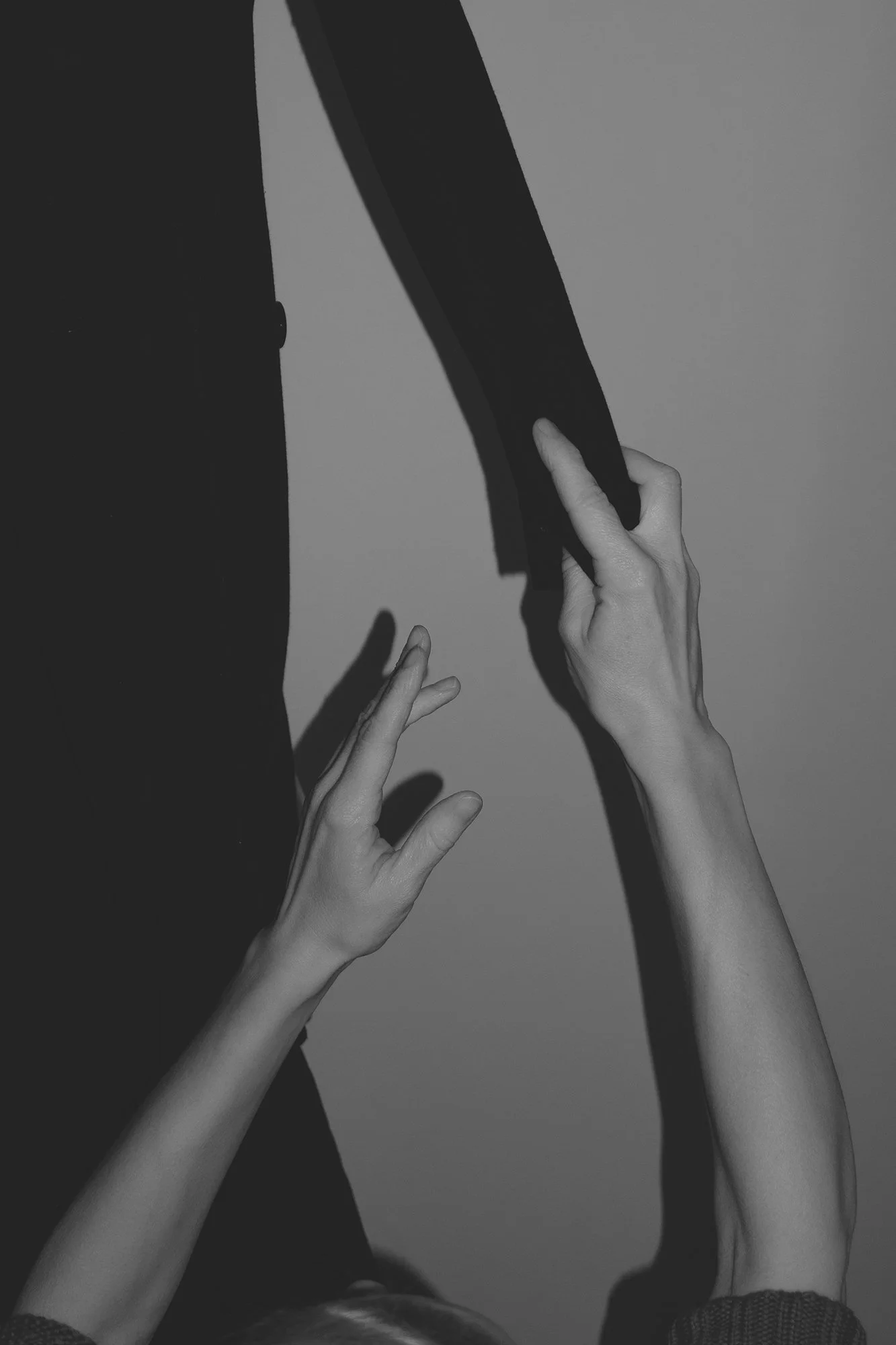 Annemarie Deckers - My project explores the feelings of alienation I’ve carried for a long time, which have intensified since moving abroad. It reflects both the reality of being the perpetual outsider and the growing awareness of becoming a stranger