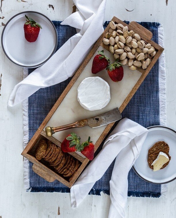 Loving this very clean and oh-so-white cheese platter spread. Working with a clean palette and an accent colour is always so striking. Don't forget to download your 7 styling tips located in the bio to get your head start on styling great shots.