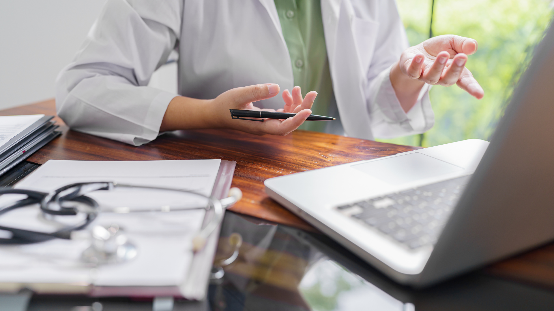 The Growing Trend of Virtual Assistants in the Healthcare Industry