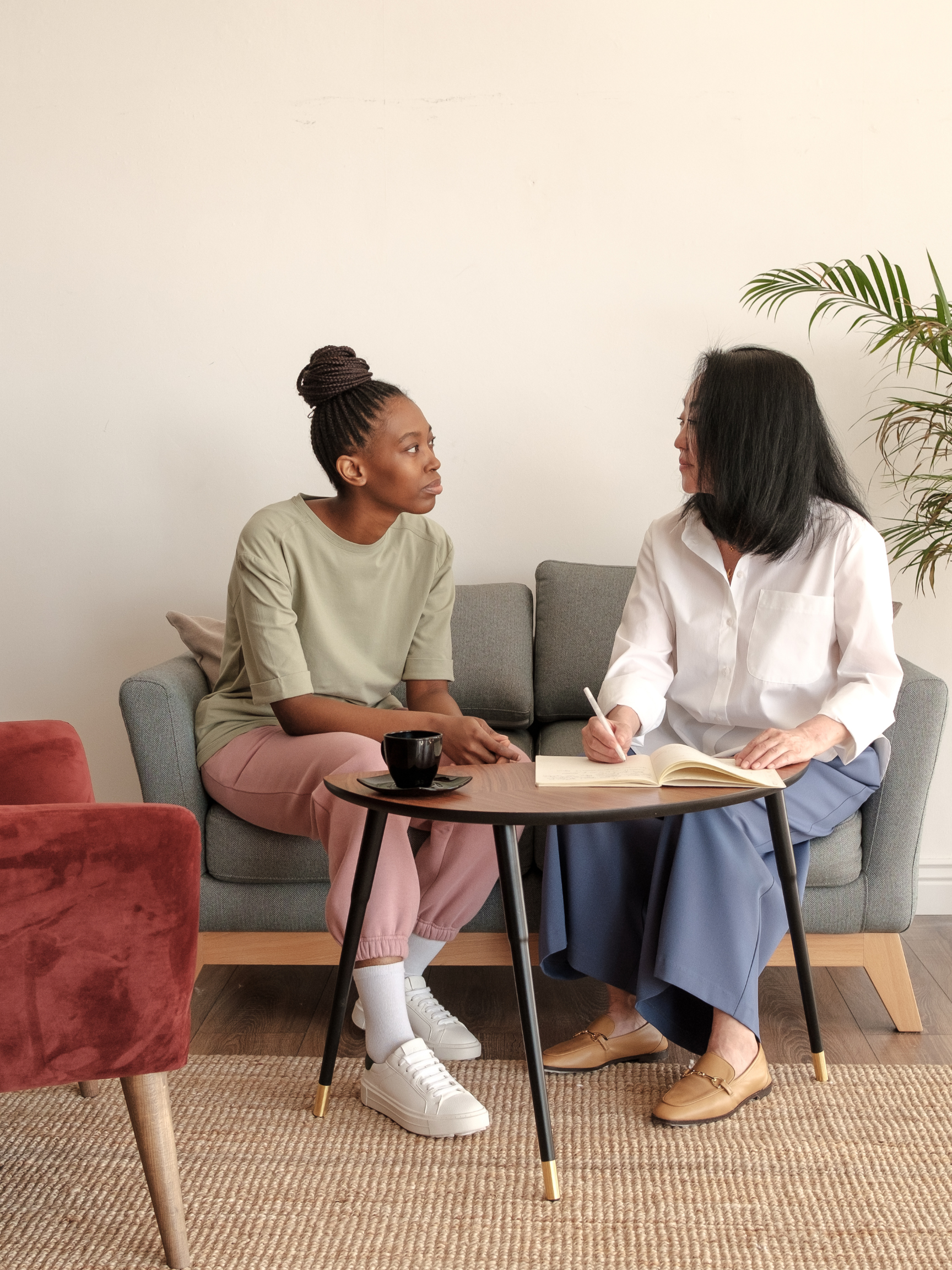 How Virtual Assistants Help Therapists Stay in the Room (Instead of Stuck in the Back Office)