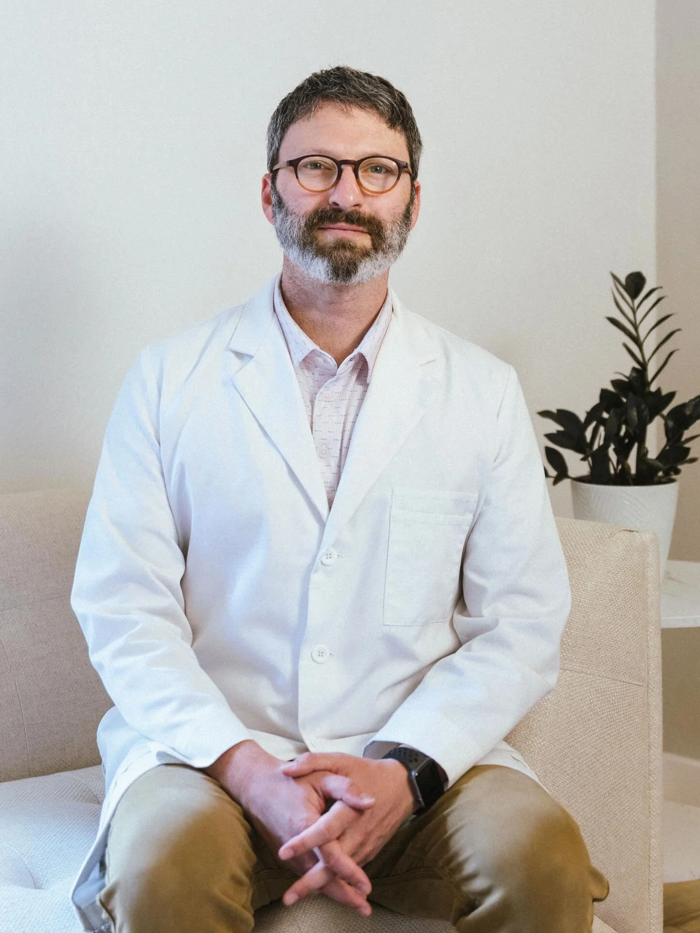 ✨ Meet (and Re-Meet) Dr. Adam! ✨
We&rsquo;re excited to reintroduce Dr. Adam, who has been a wonderful addition to the Alchemy Acupuncture team. He is now seeing patients Monday&ndash;Thursday and has stepped into the role of primary provider while D