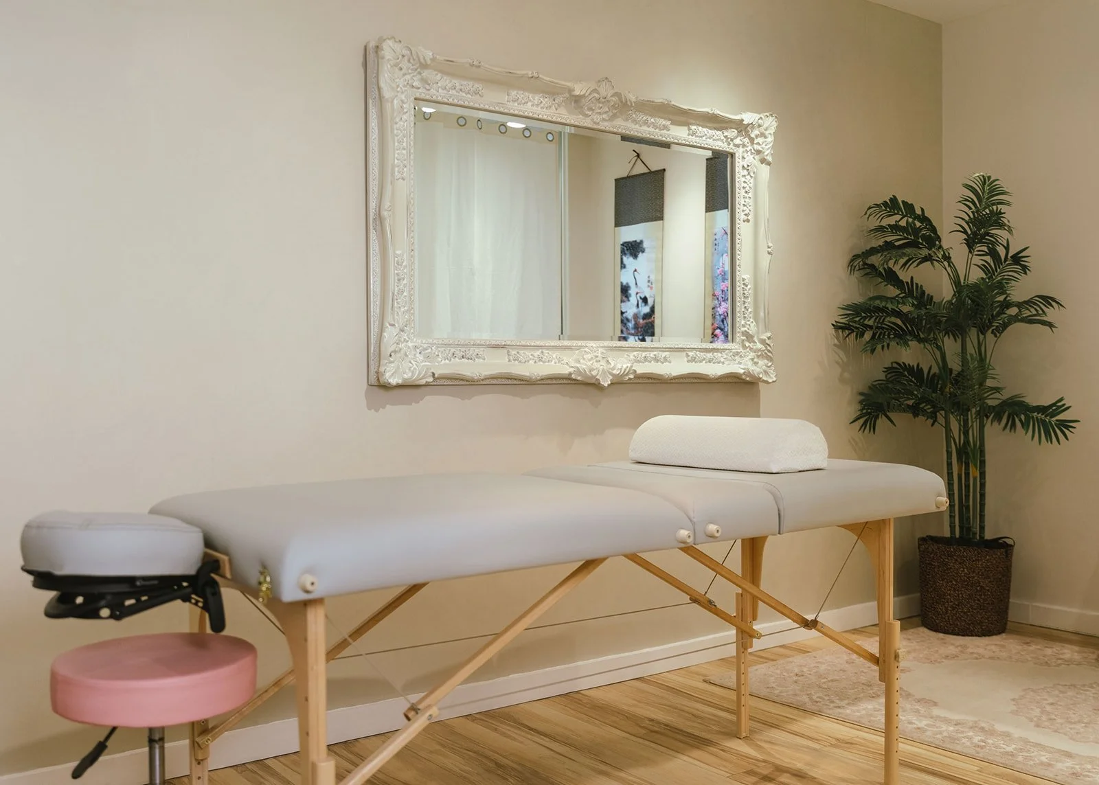 Alchemy Acupuncture Service Room