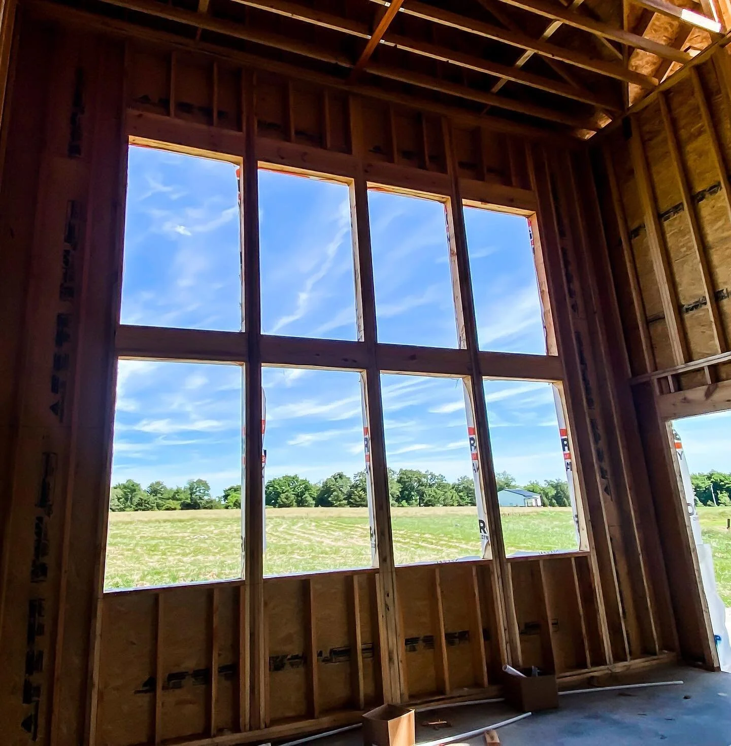 We&rsquo;re loving the view from the living room on this Farmington estate! Stay tuned for more updates! 

#build #nwa #construction #designdeinteriores #homebuilder