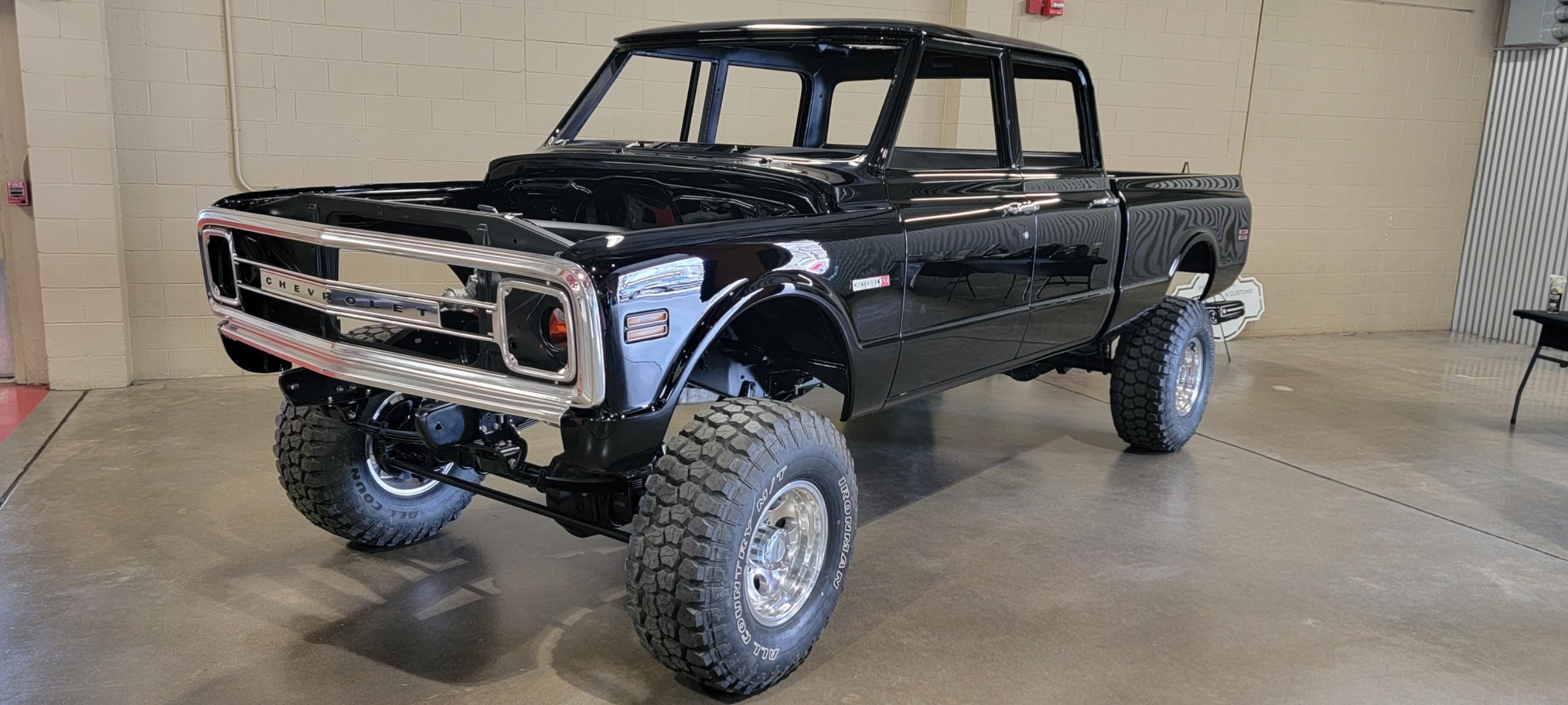 1970 Cheyenne equipped 4x4 k10 4 door