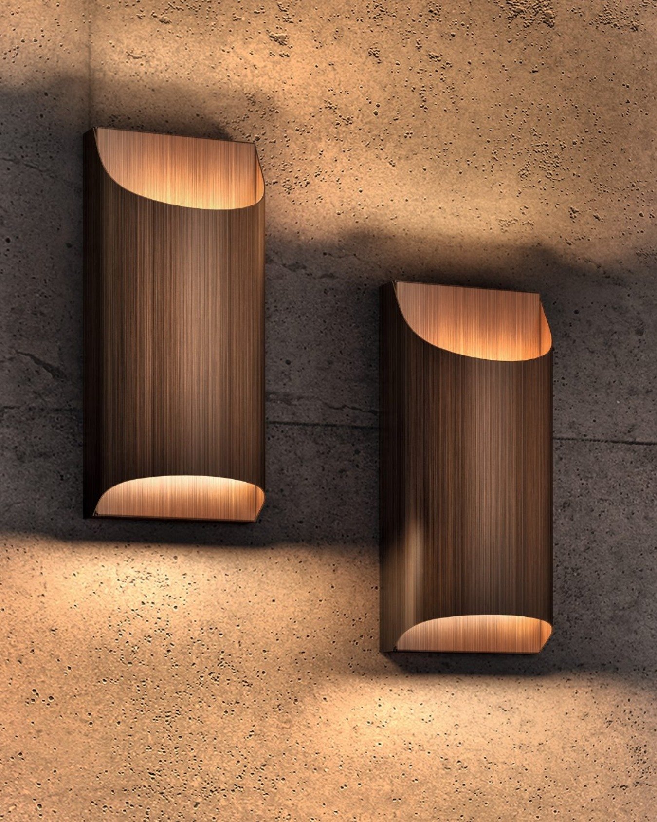 Aprile di @pentalight &egrave; un&rsquo;applique regolabile e precisa che offre un controllo puntuale dell&rsquo;emissione luminosa. ⚡️ La luce accompagna le superfici verticali modulandosi tra una modalit&agrave; intensa o pi&ugrave; morbida, in fun