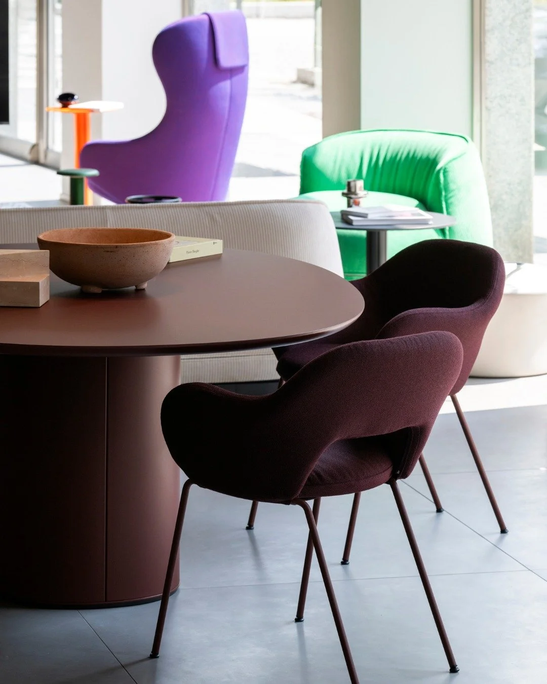 Best of @kristaliadesign at #MDW26

#TrendMilanoDesign #Kristalia #InteriorDesign