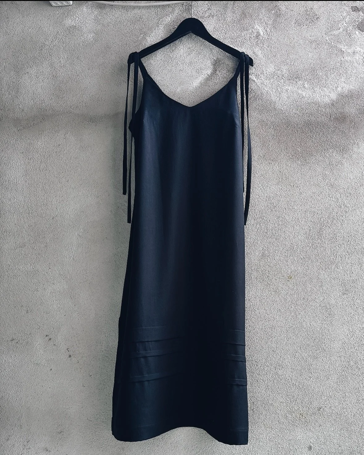 KJOLER 🖤🪡 

Enkelhed, smukke detaljer og nemme at style er de kriterier, jeg altid har, n&aring;r jeg skaber kjoler.

Har du en favorit? ✨

1. L&AElig;RKE
2. ANNE
3. KATJA
4. OLIVIA 
5. NOVA
6. REGITZE 
7. LIVA
8. FLORA
9. KARMEN
10. SARA

&mdash;&