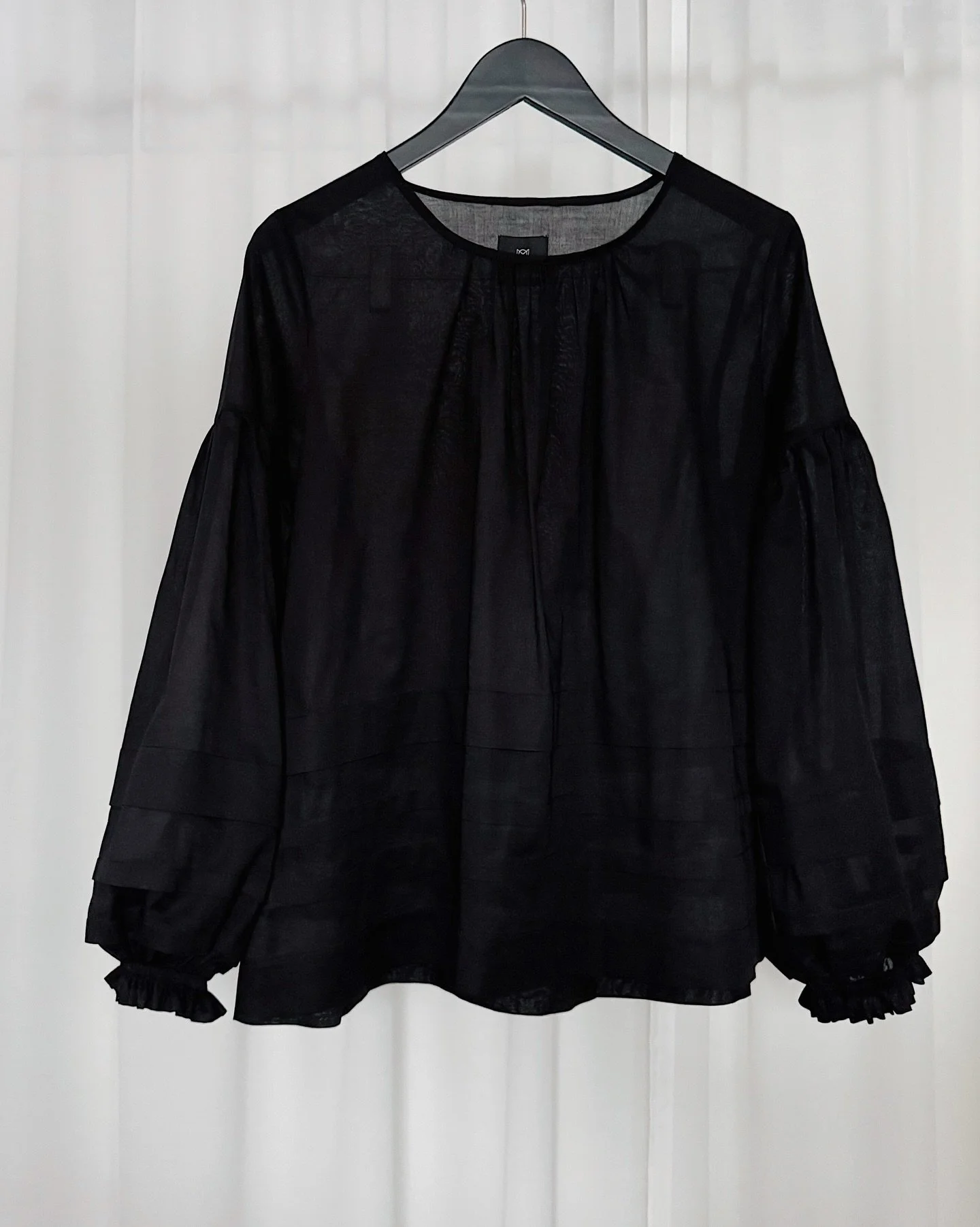 En NINA til Kristina 🖤

&mdash;&mdash;&mdash;&mdash;&mdash;&mdash;-

#mettefrejvald 
#slowfashionstyle 
#imadeyourclothes 
#madetolast