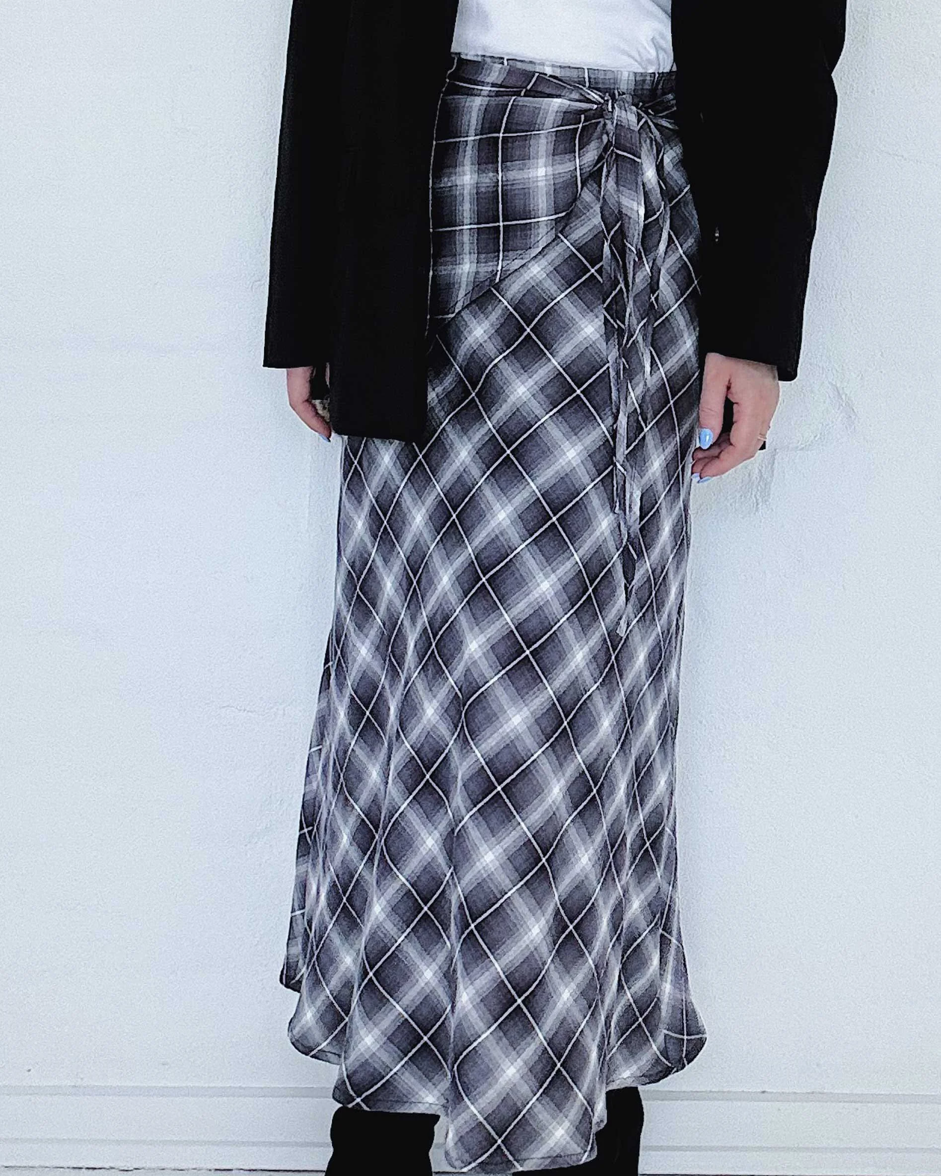 iristejpg.jpg (Copy)