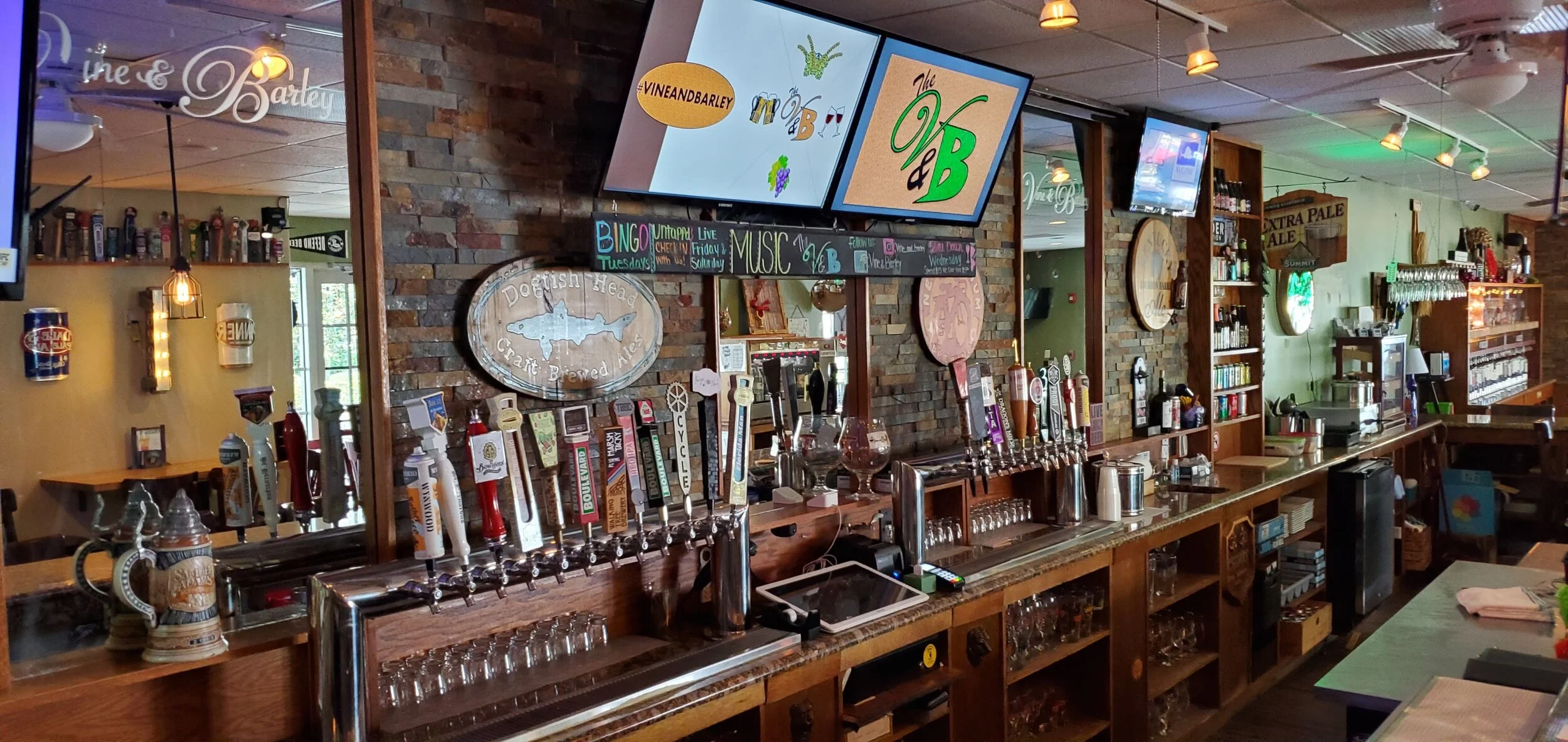 Photos The Vine & Barley