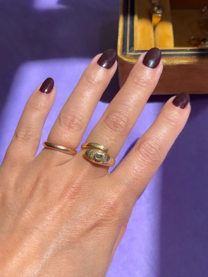 The Serpent Ring ✦

This one should slither straight into your jewellery box.
A covetable diamond and emerald snake ring &mdash; bold, sculptural and so sensual.

I love the way the snake coils around the finger, its body curling naturally as though 